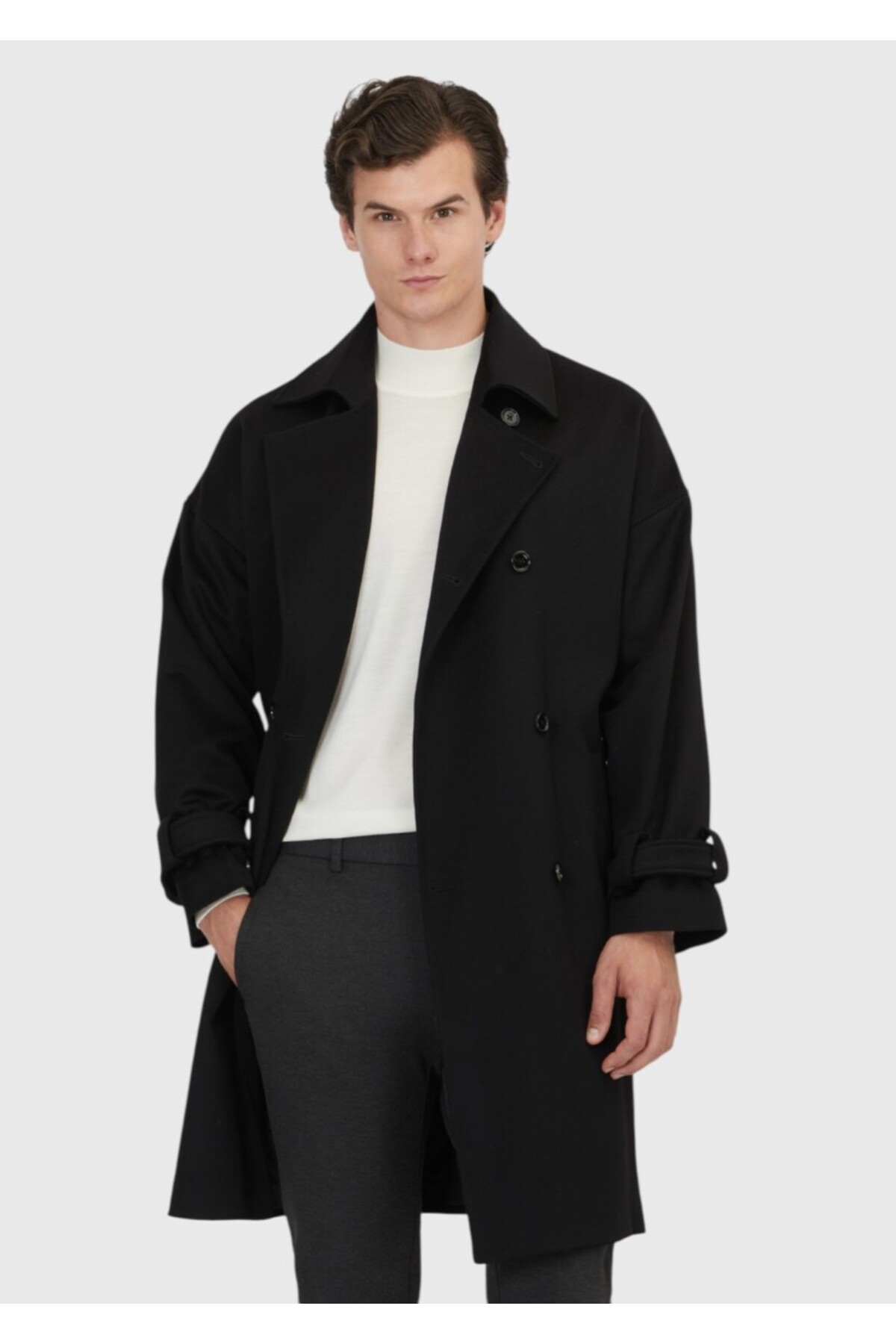Siyah Oversize Fit Kruvaze Yaka Casual Dokuma Palto — رنگارنگ 10155193 — تصویر 3 از 7