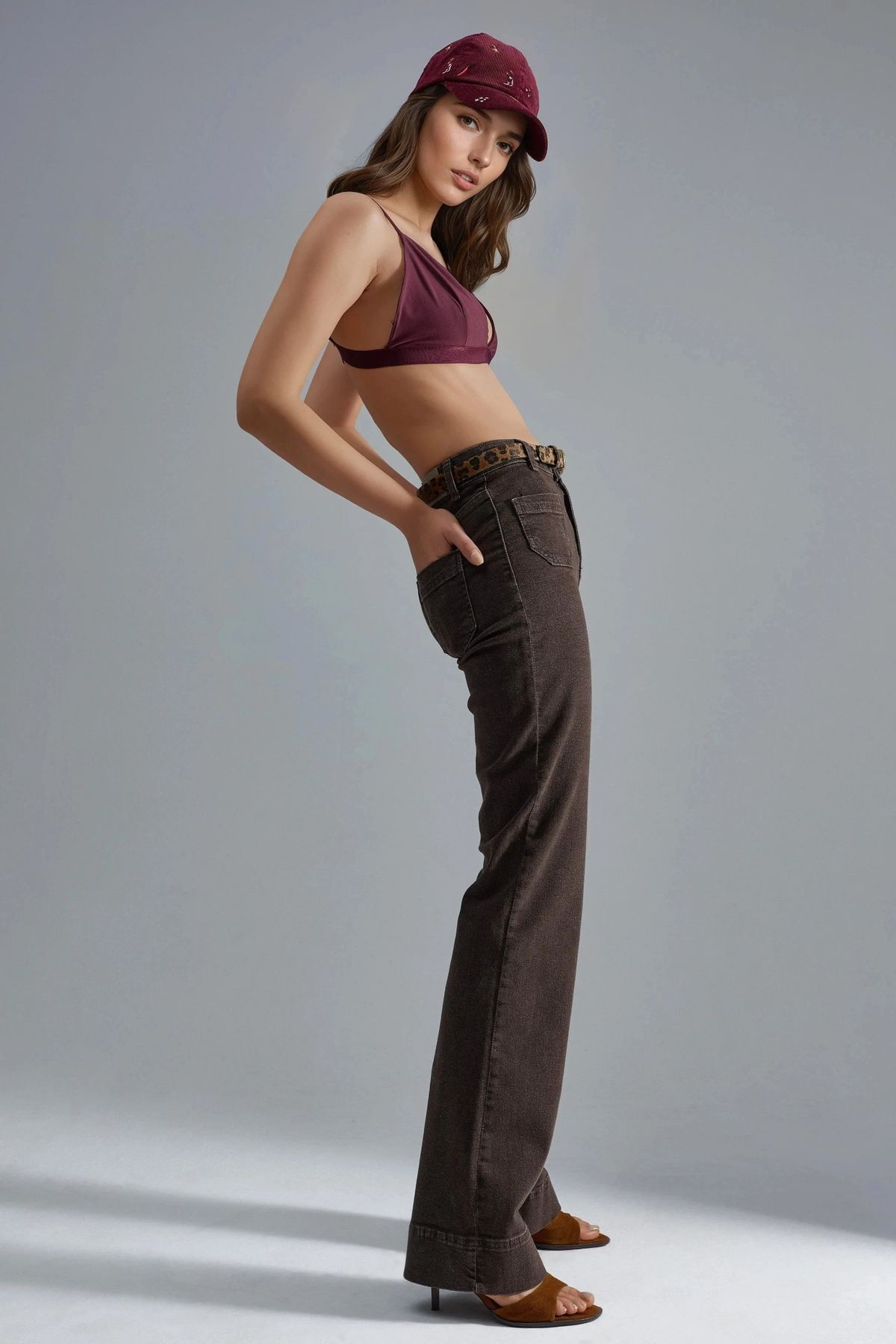 Hiccup  Yüksek Bel Paça Genişleyen Kot Pantolon - Görsel 4