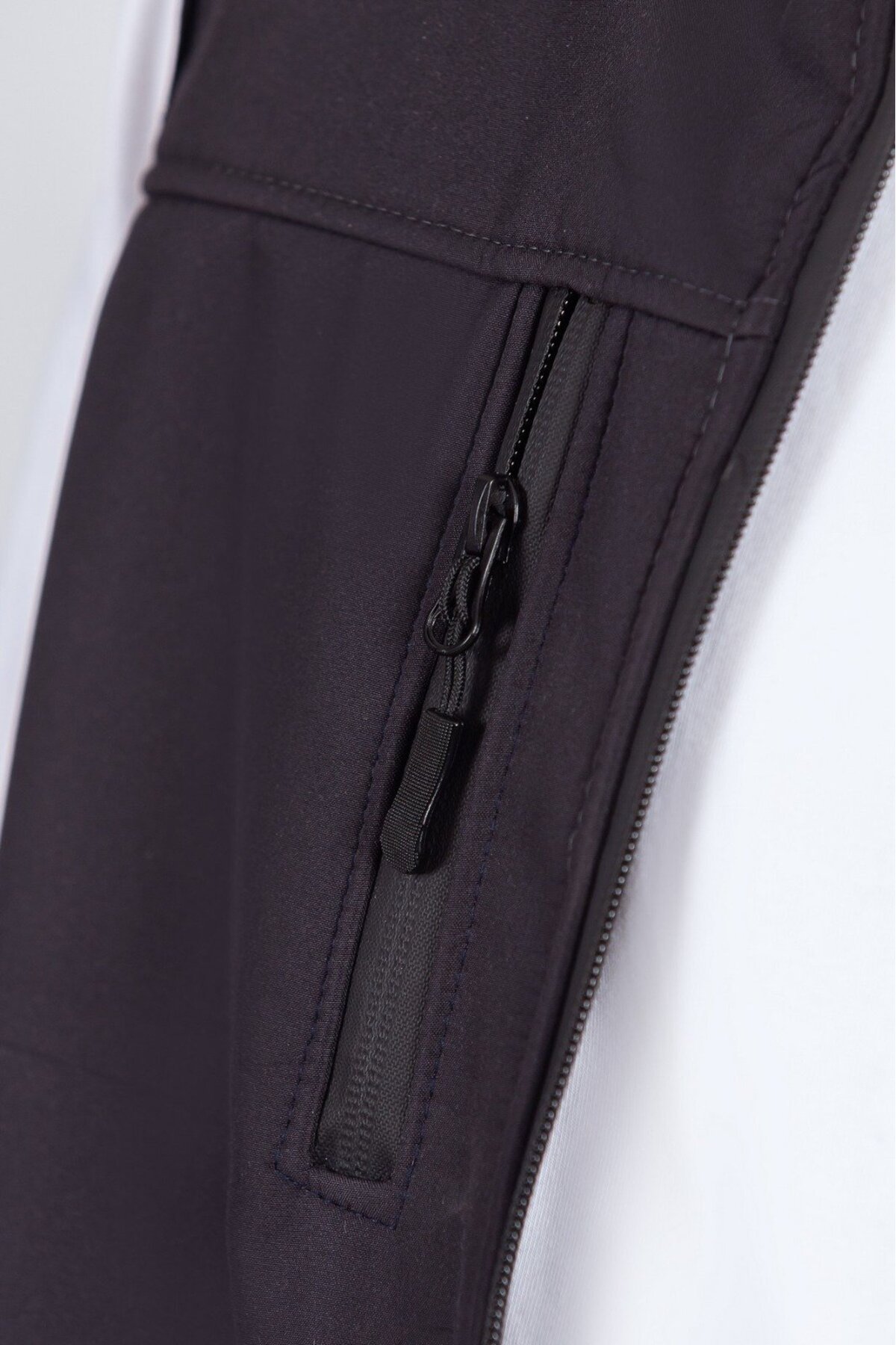 Vatan Tekstil Dik Yaka Slim Fit 3 Cepli Softshell Erkek Yelek Su İtici Kumaş görsel 4