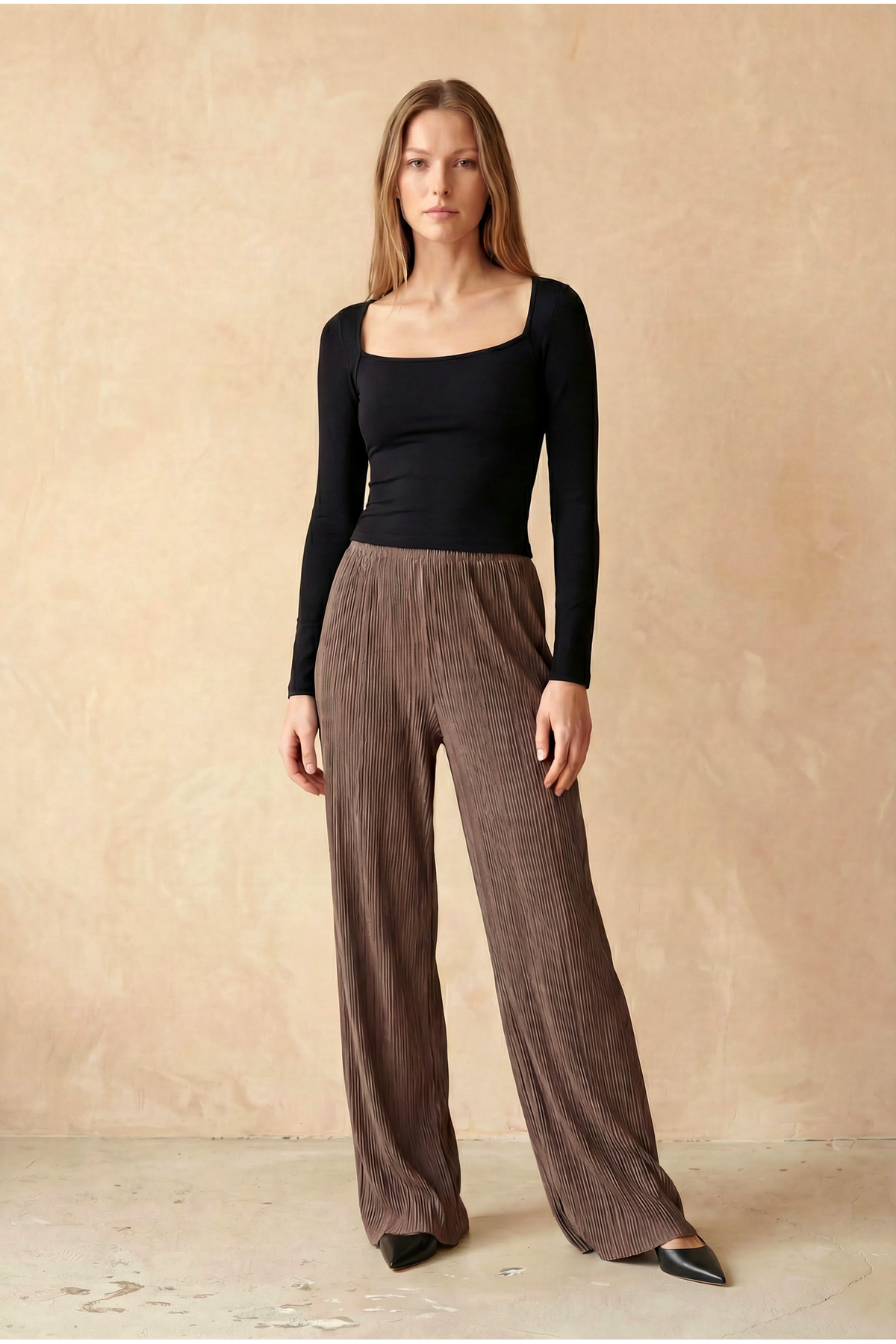 Black Square Neck Long Sleeve Women's Crop Body CECILIA CROP