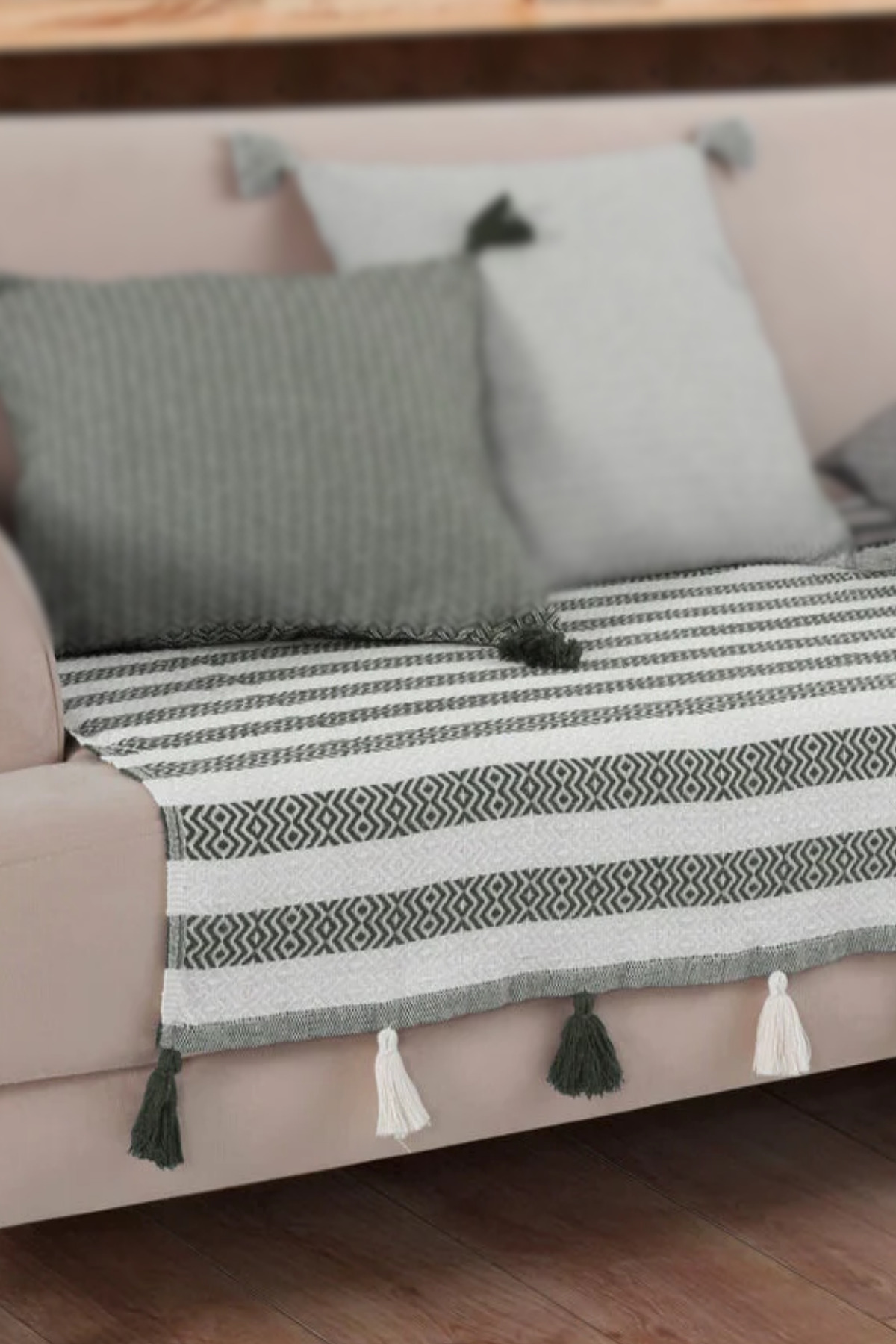 Liva Pompom Khaki Seat Cover 115 x 200 cm Sofa Sofa Sofa Bed Armchair Cover Shawl Fringed