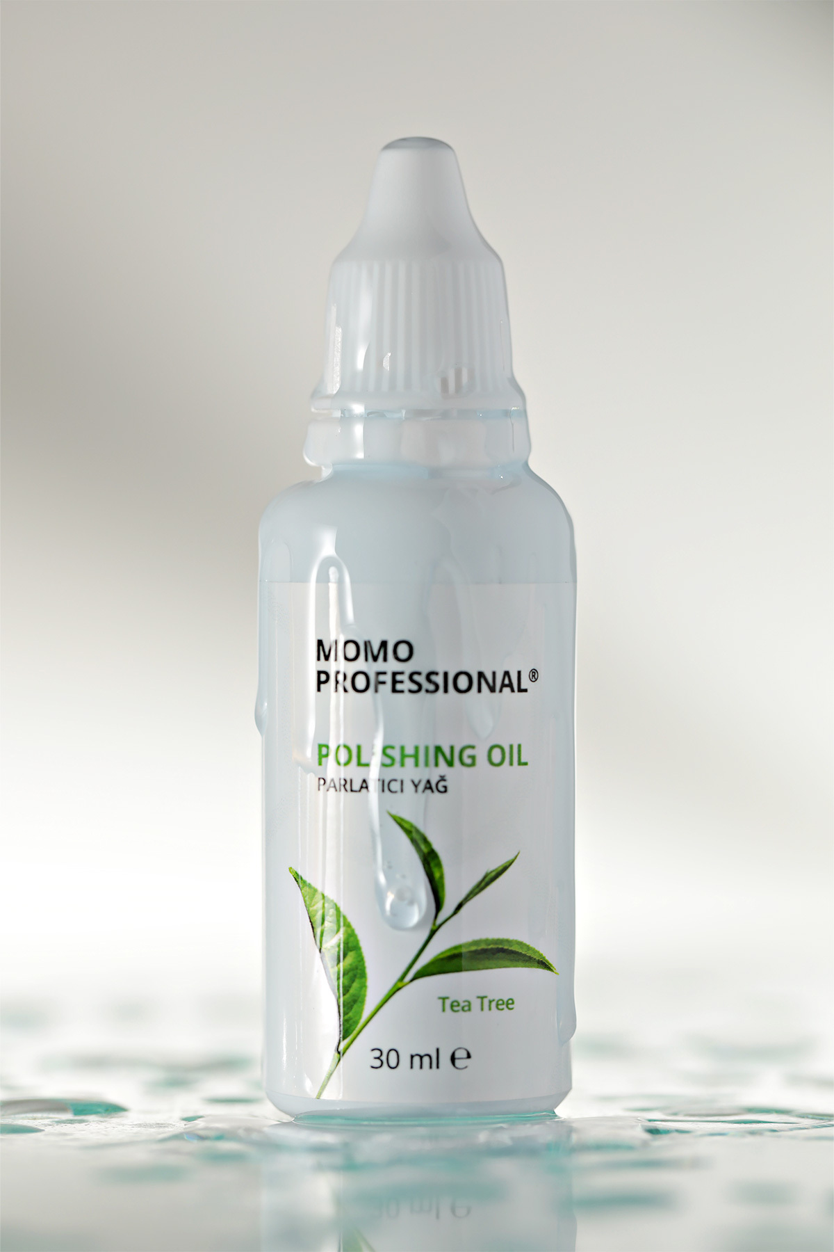 Polishing Oil, Pedikür ve Manikür Çay Ağacı Özlü Parlatıcı Moleküler Yağı, El ve Ayak Cilası, 30 ml — 1900107G10S04RK00 — تصویر 3 از 9