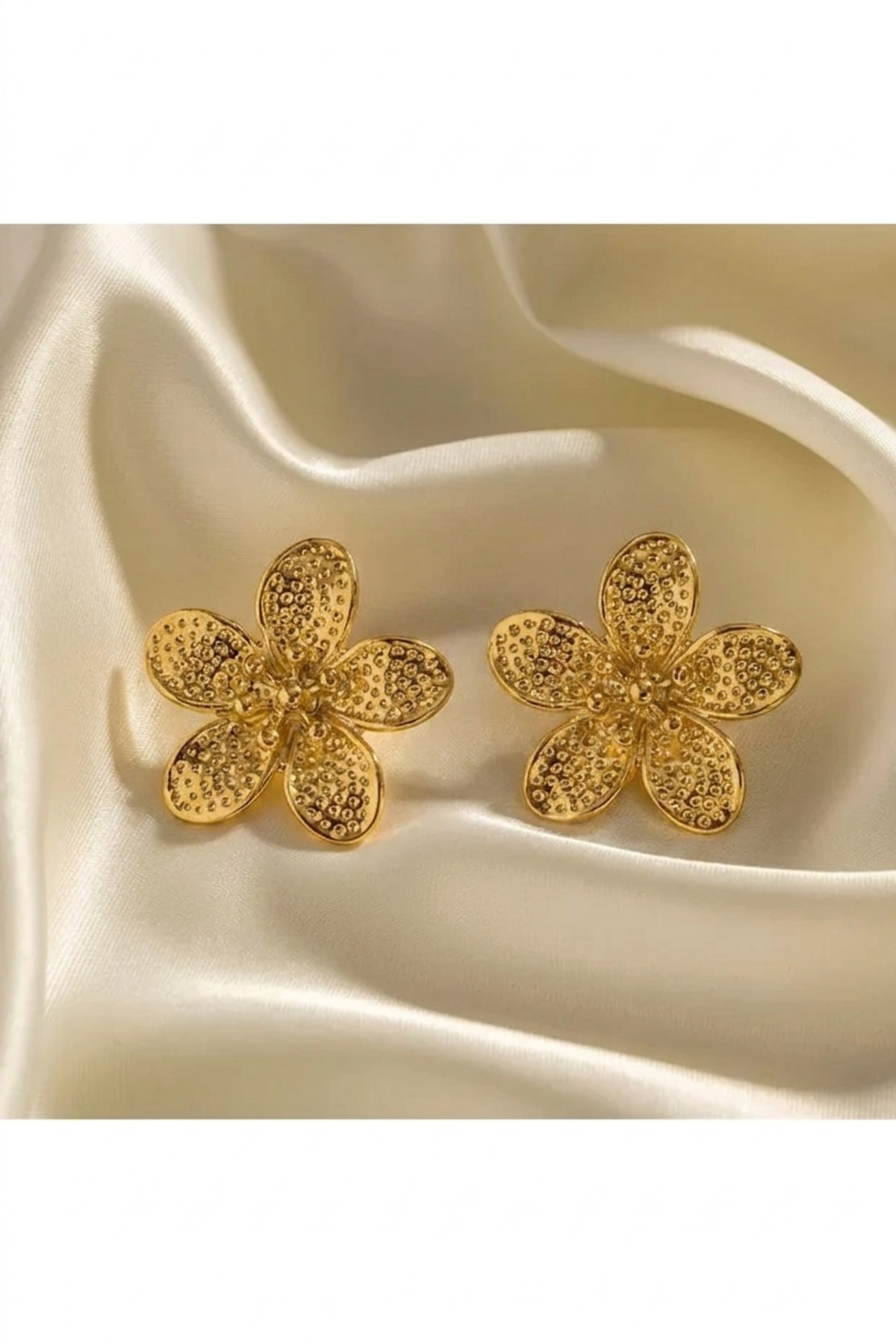 Ultra Hafif Aria Çiçek Küpe Flower Küpe (1 ÇİFT)