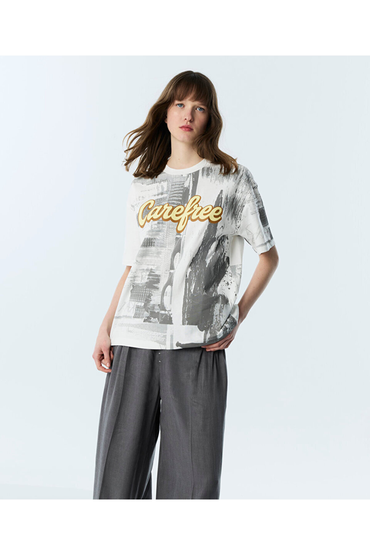 Twist Slogan and Visual Printed Oversize T-Shirt
