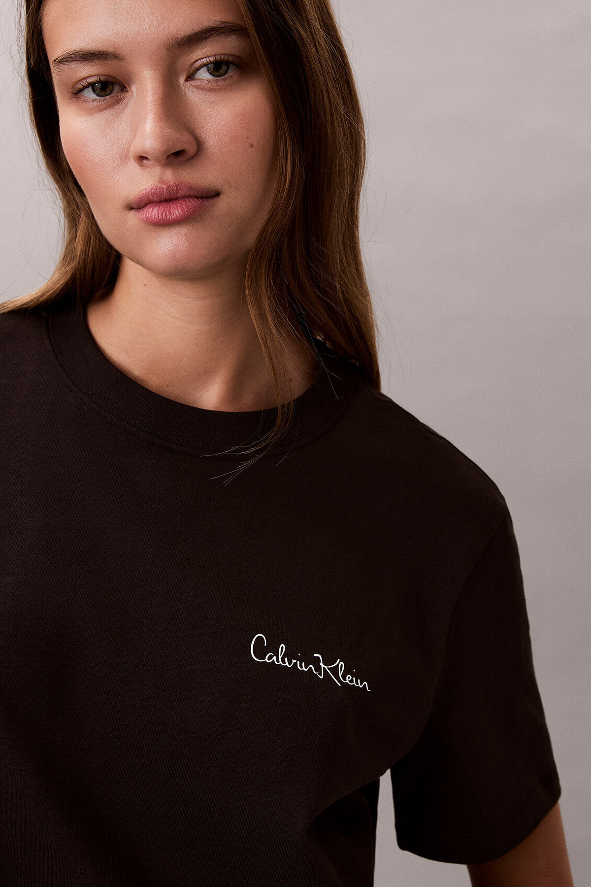 Calvin Klein Jeans Kadın Tişört LV047E809G görsel 5