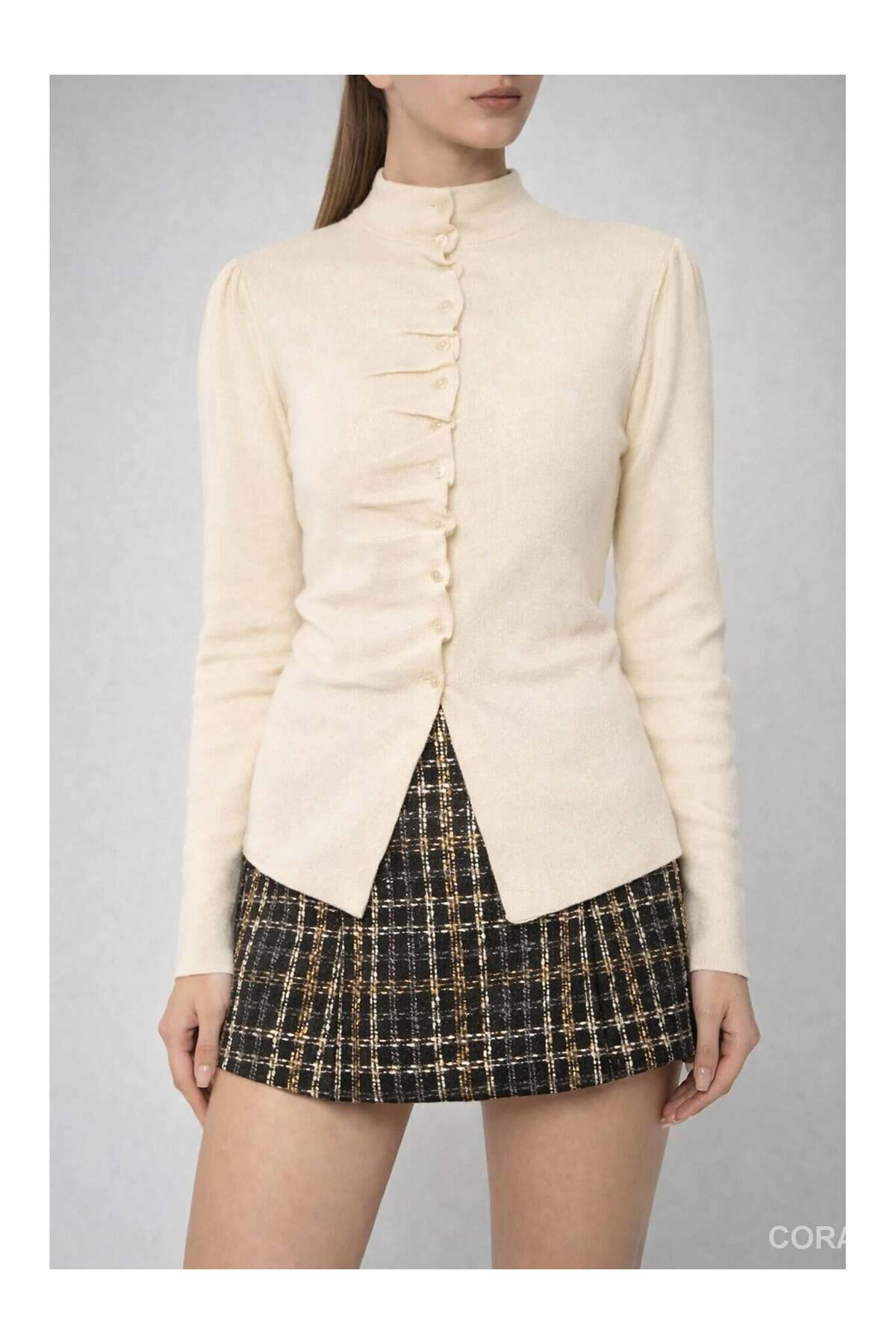 Coral  Düğme Üzeri Fırfırlı Kazak 140376 Vanilya