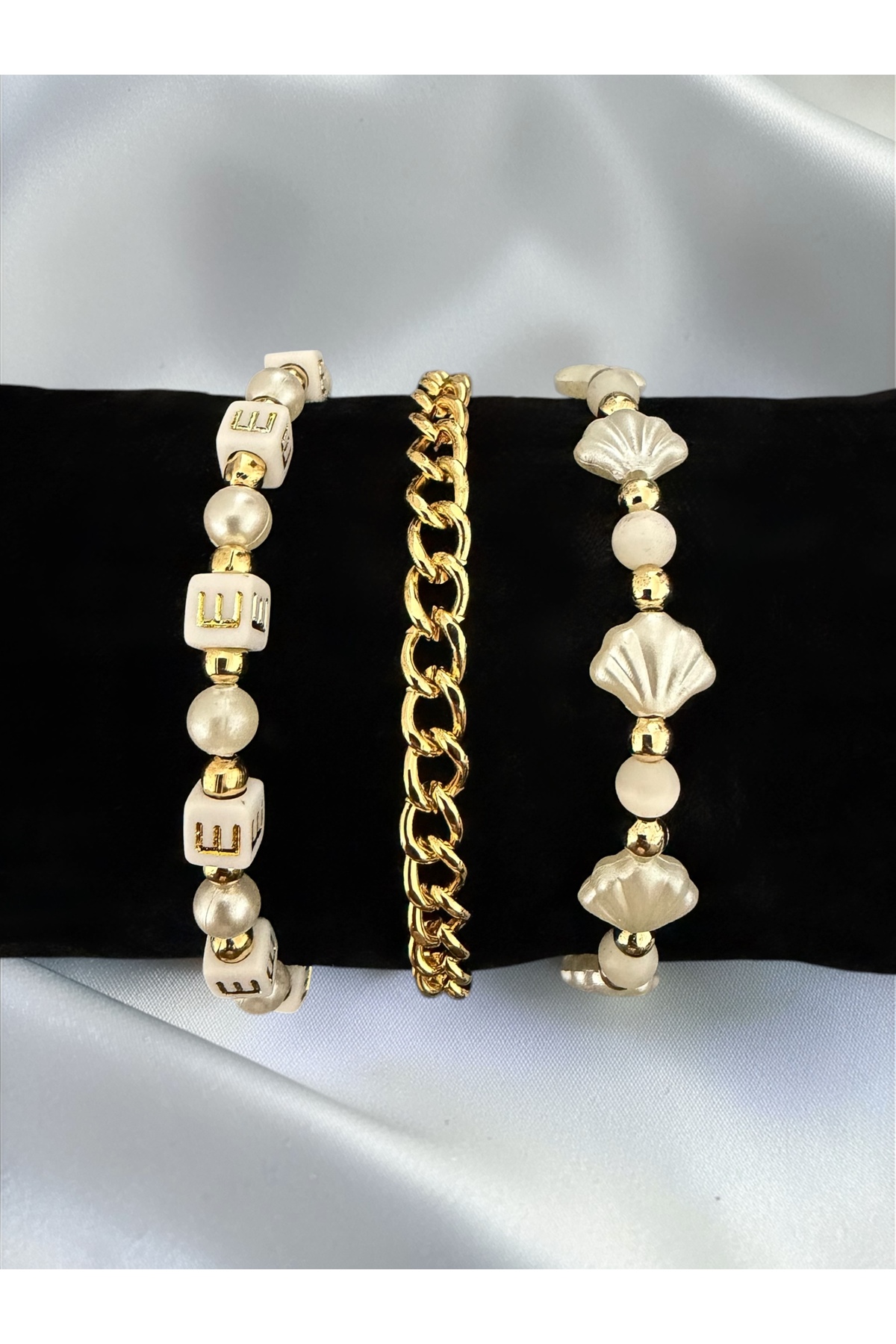 Gold Color 3-Piece Pearl E Letter Chain Combination Set Bracelet