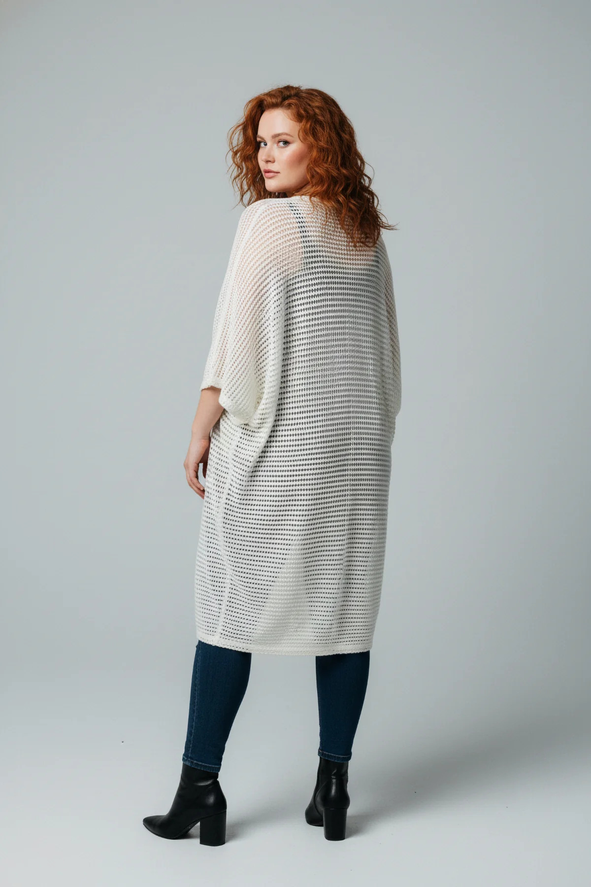 Shape Of You  Delikli Uzun Kesim Hırka - Görsel 4