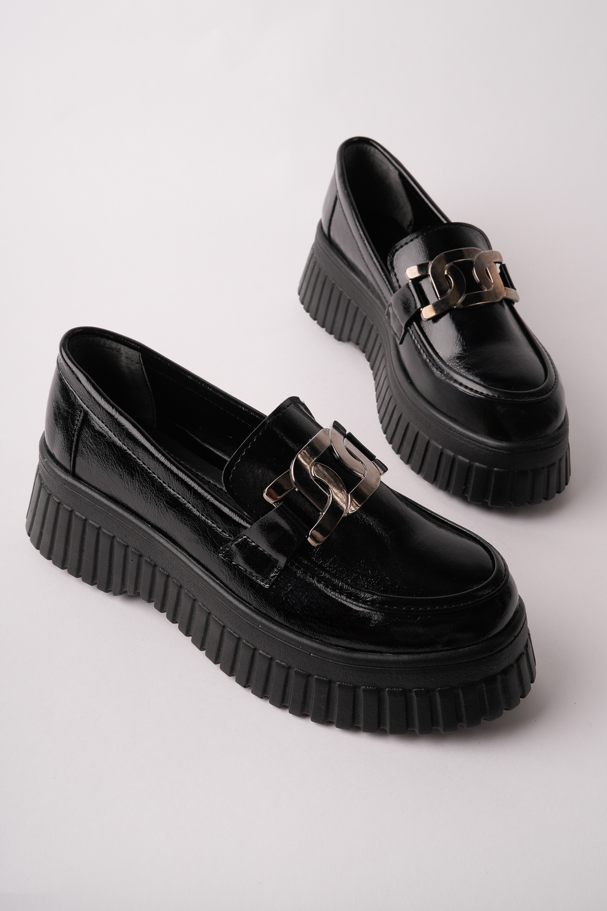 Madam Tarz BLN-1299 Kalın Taban Tokalı Loafer görsel 2