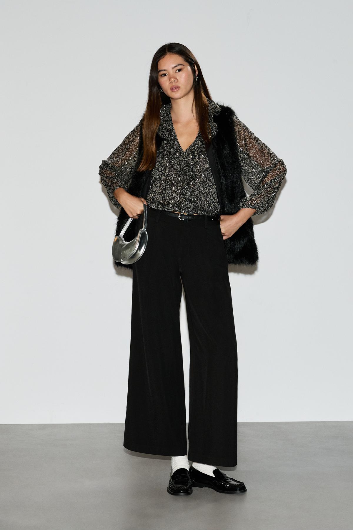 Wide leg pants