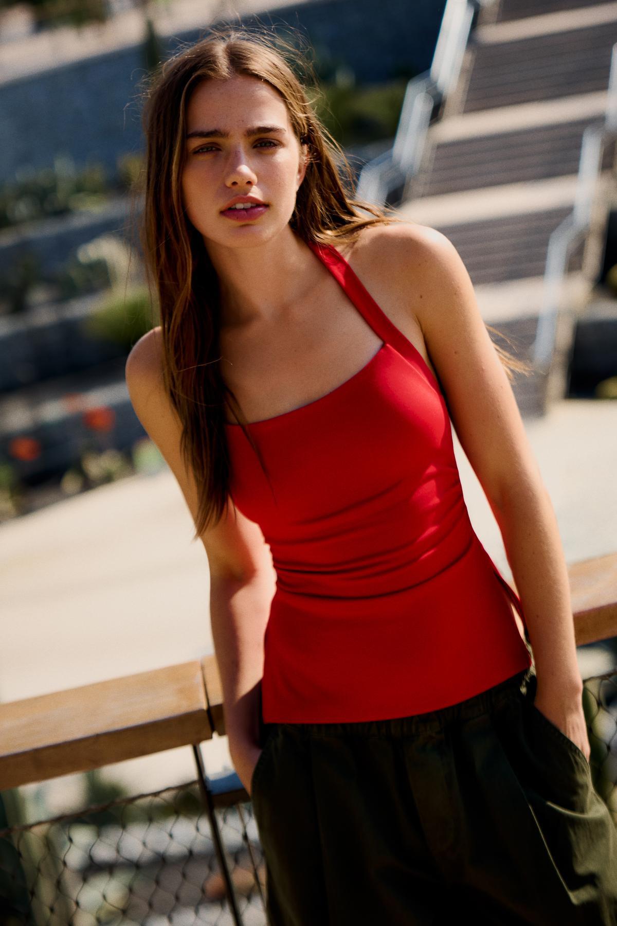 Bershka  Halter yaka top - Görsel 4