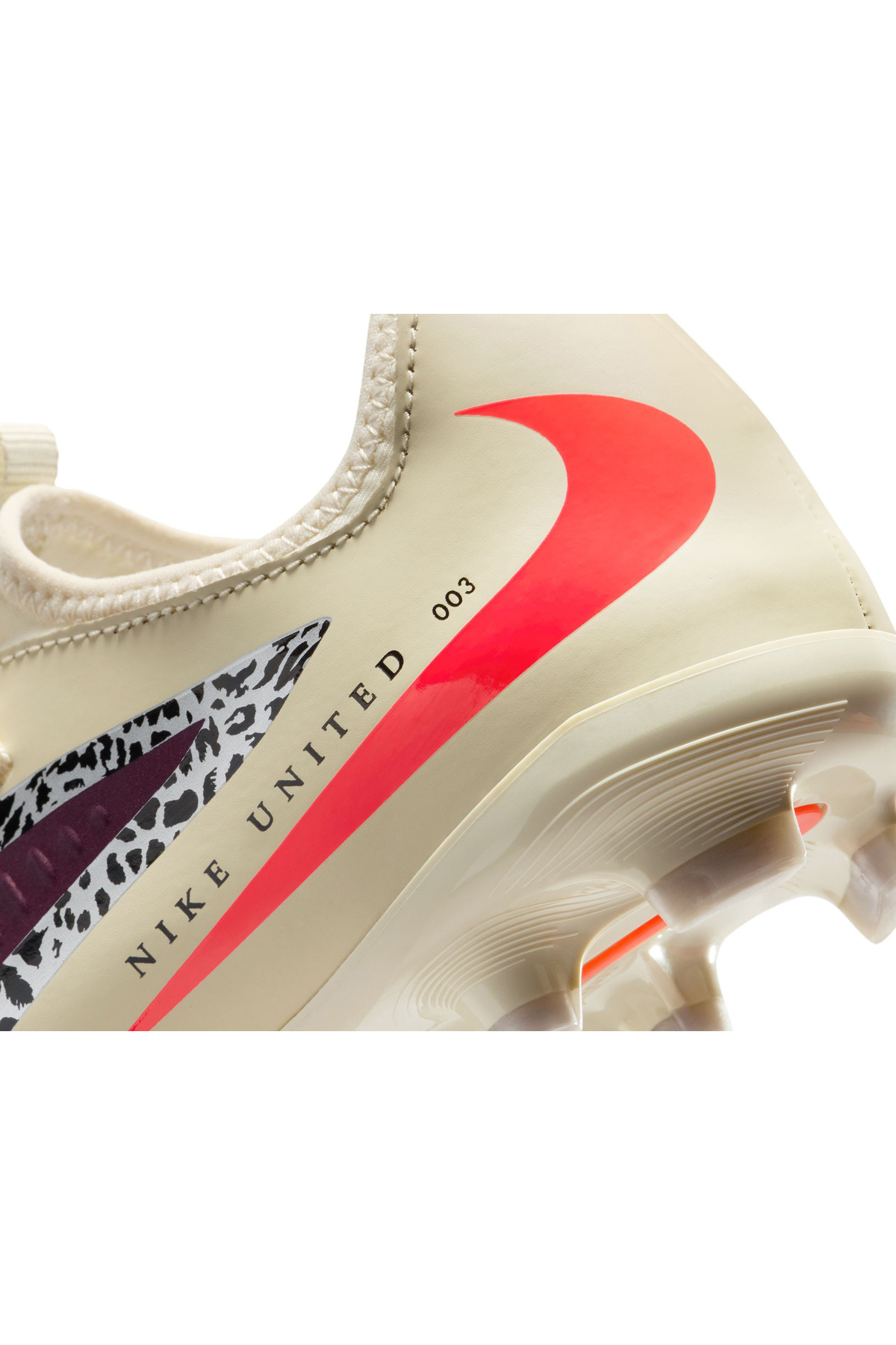 Nike United Jr. Phantom 6 Low Academy görsel 5