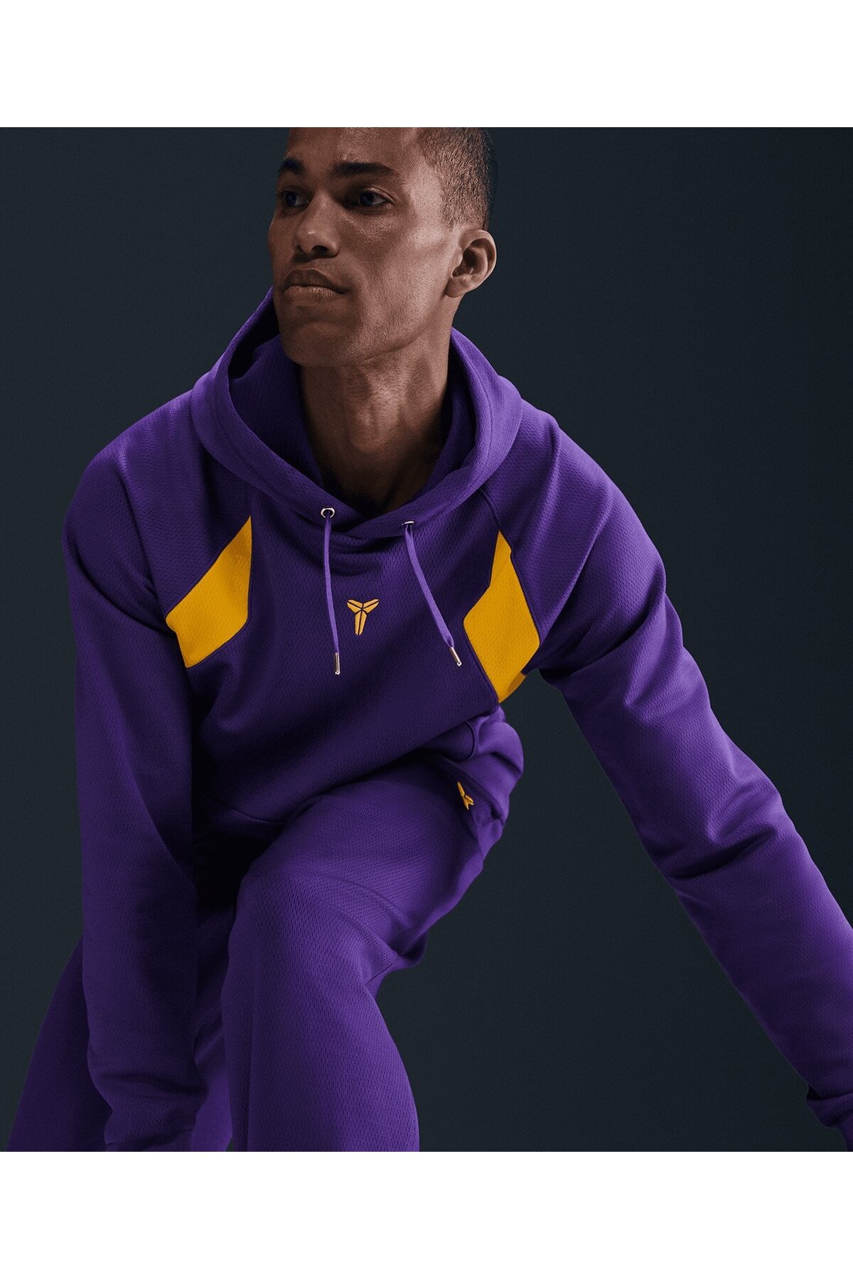 Nike Kobe Bryant Therma-FIT Hoodie Erkek Kapüşonlu Sweatshirt