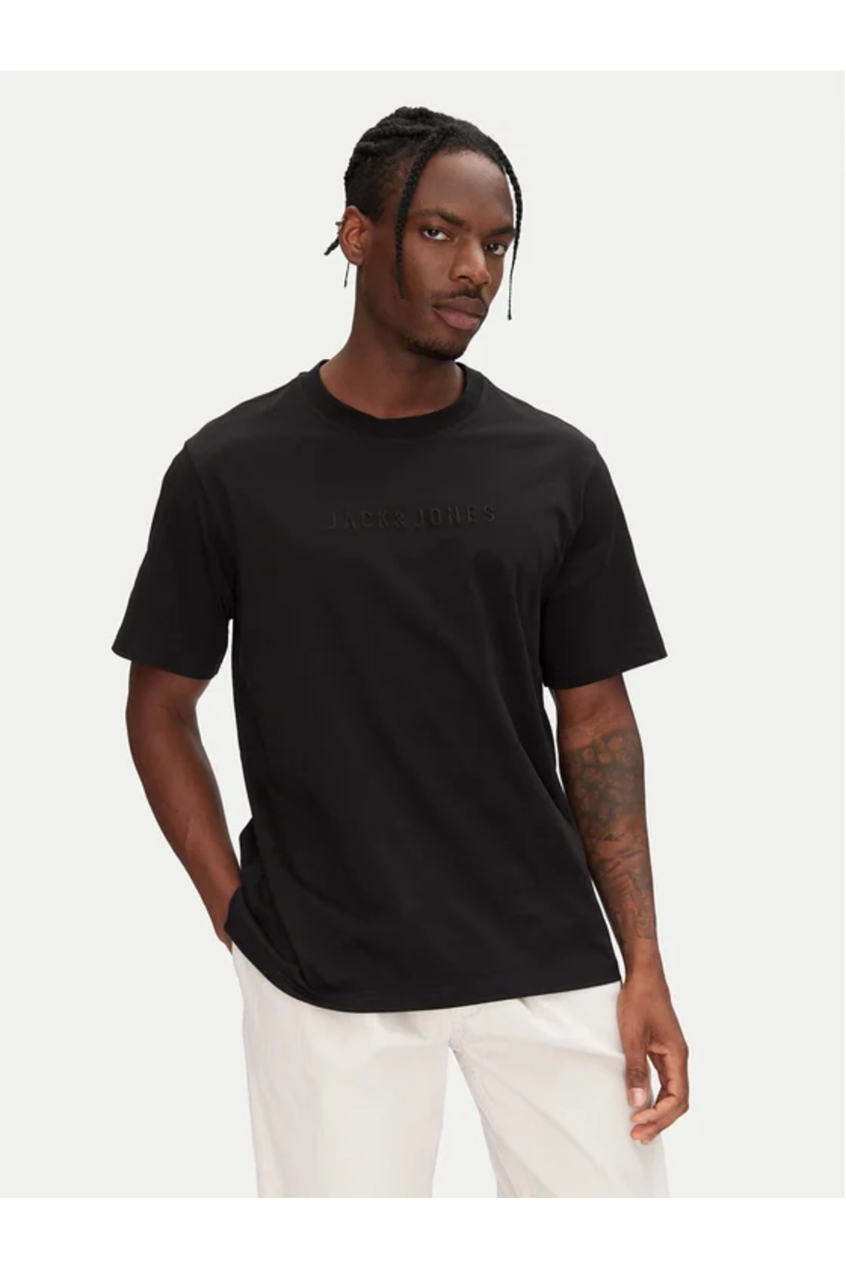 تی‌شرت مردانه جک جونز مدل Jcorecharge یقه گرد مشکی 12273070-99 جک اند جونز تی شرت ورزشی Jack & Jones