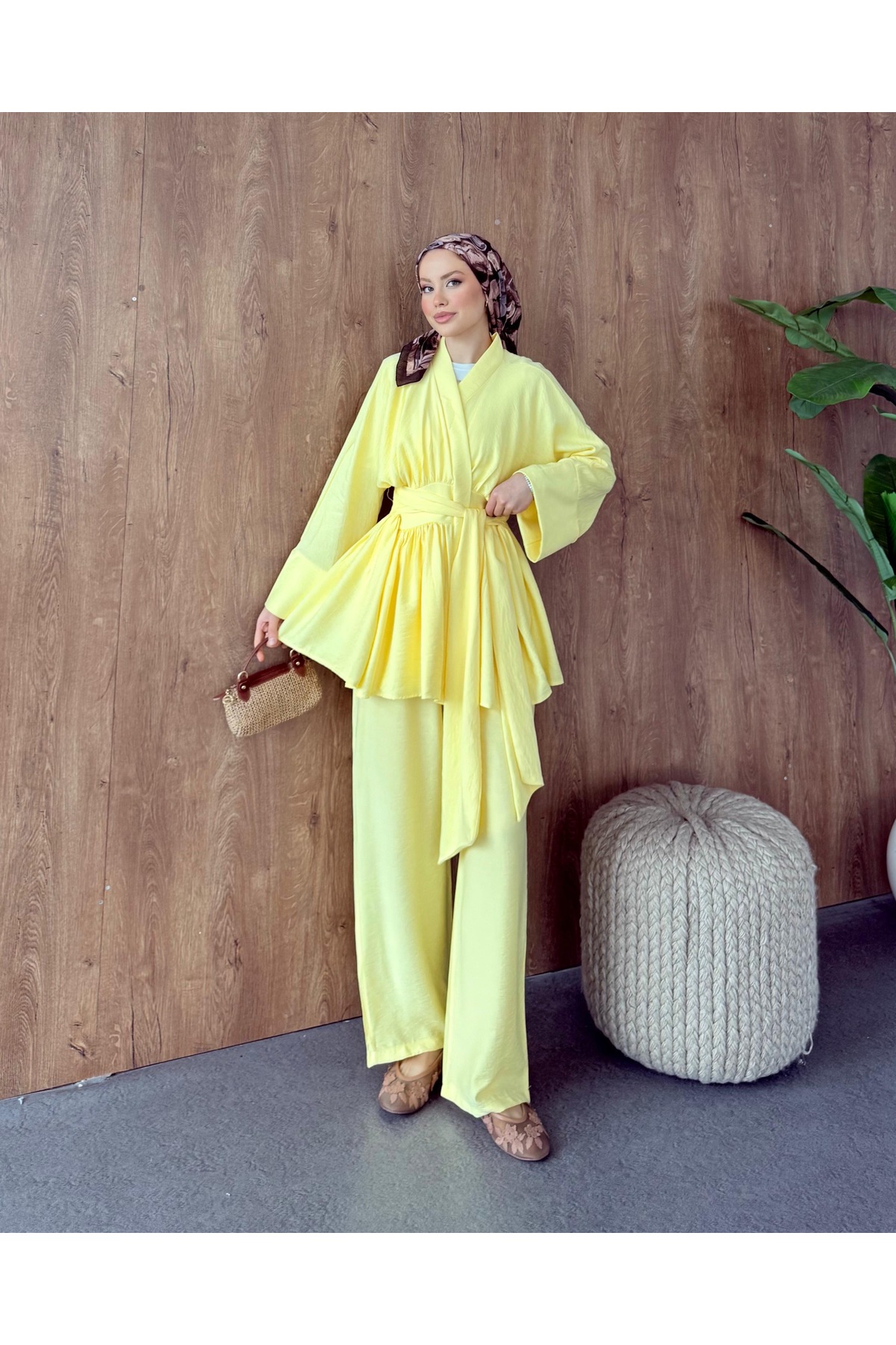 Strap-on Casual Stylish Suit