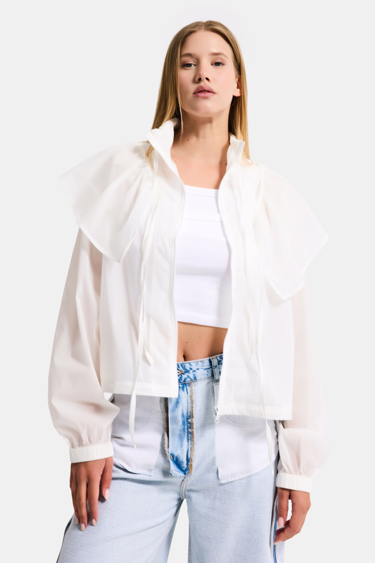 it's basic Kadın Ekru w5 Oversize Yakalık Detaylı Özel Kumaş Tasarım Yağmurluk görsel 6