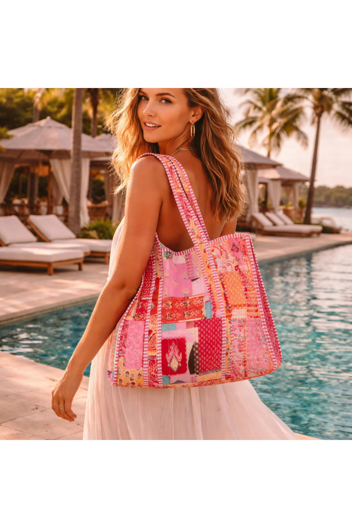 ICONE BAG Patch Yama Desen Baskılı Kapitoneli Plaj Çantası, İçi Çizgili Baskılı Shopper Çanta, Pembe Plaj Çantası görsel 8