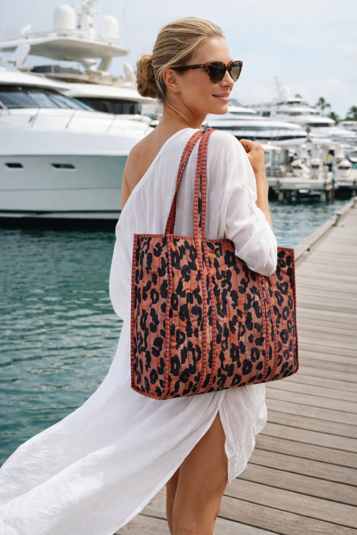 ICONE BAG Leopar Baskılı Kapitoneli Plaj Çantası, İçi Çizgili Baskılı ve Cepli Shopper Çanta, Plaj Çantası görsel 4