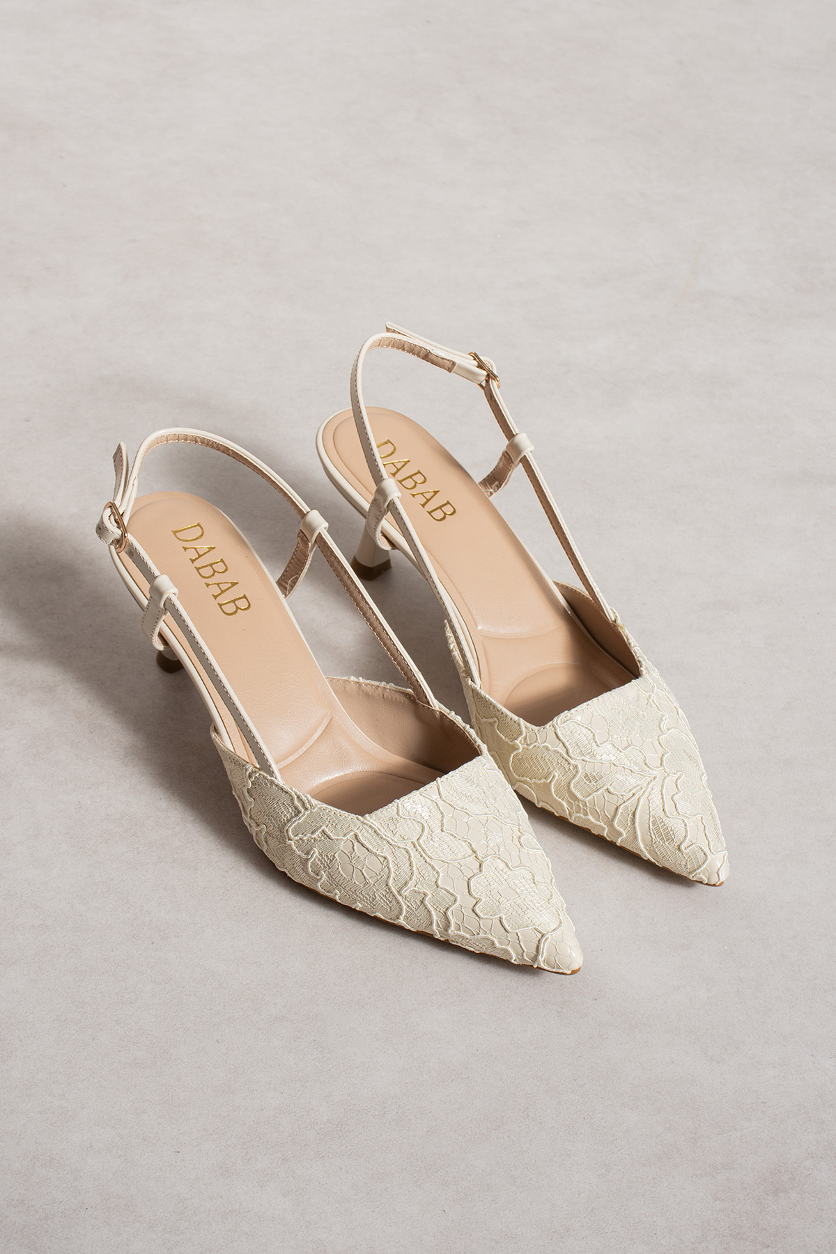 dabab shoes  JULIE Kadın Bej Dantel Dokulu Sivri Burun 5 cm Topuklu Slingback Ayakkabı - Görsel 5