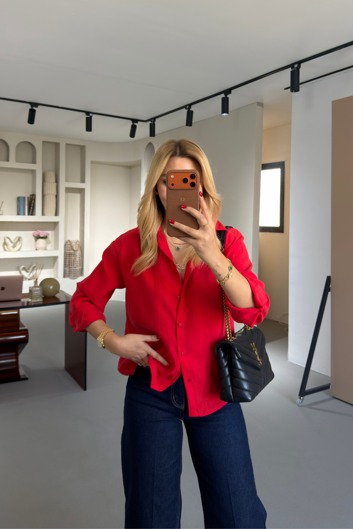 Sezgi Tekin  Premium Seri Kırmızı Tensel Gömlek - Görsel 4