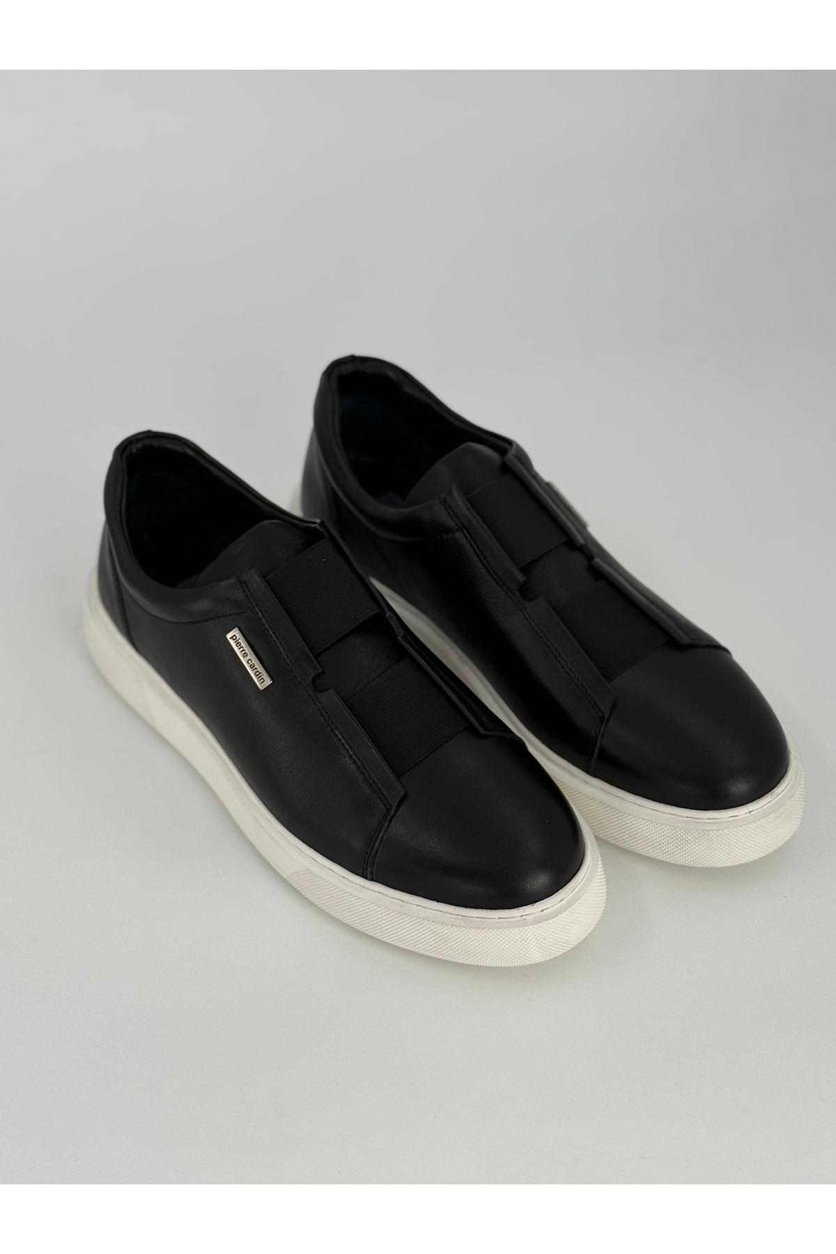 Men's Slip-On Sneaker – Comfortable and Modern Choice