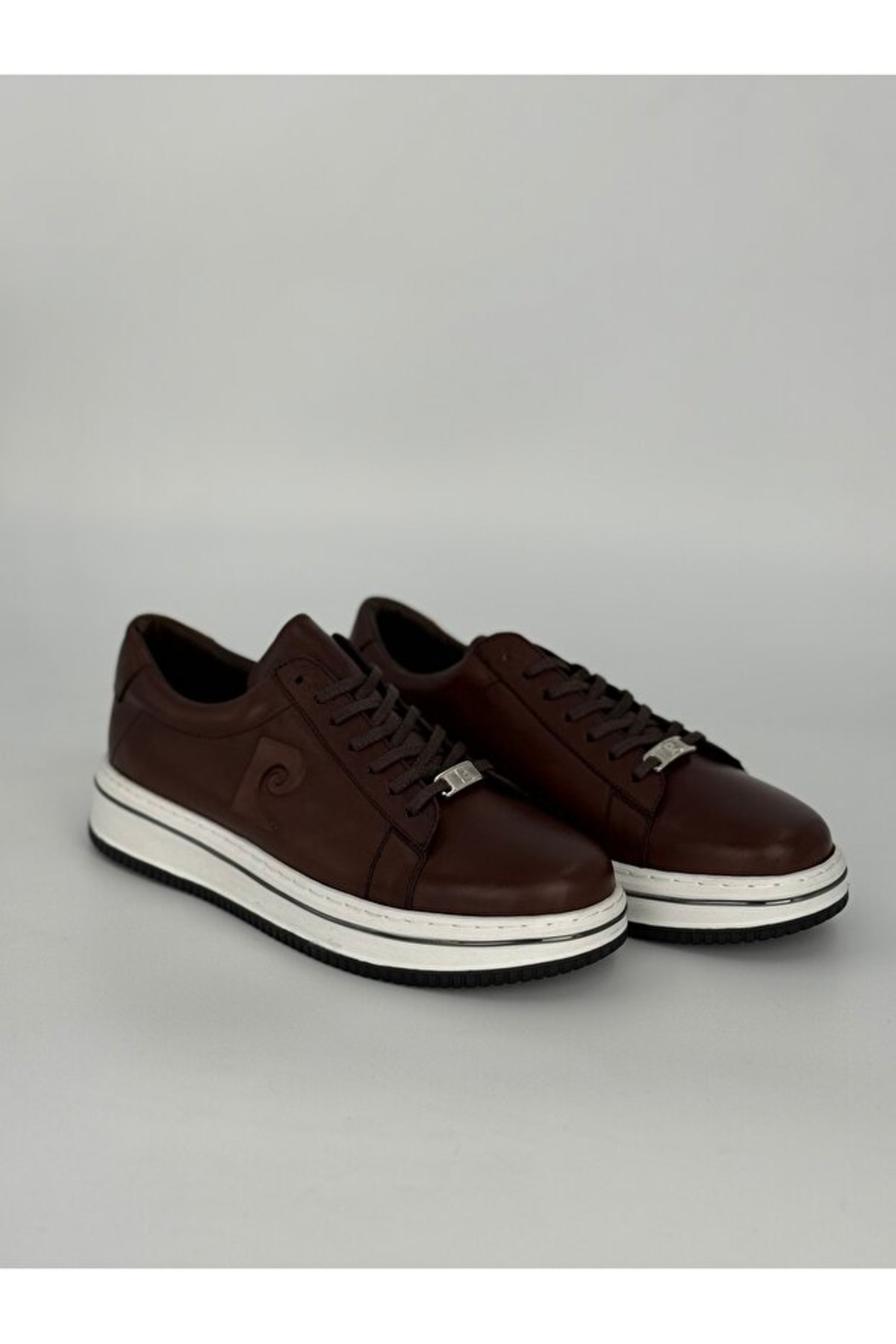 کفش ورزشی راحت و غیررسمی مردانه مدل Sneaker قهوه‌ای پیر کاردین کفش اسنیکر Pierre Cardin