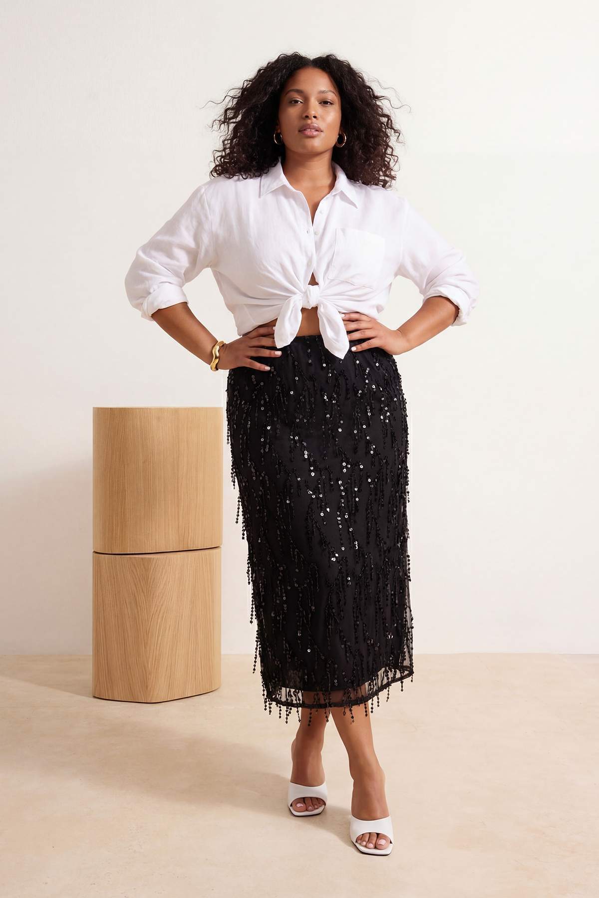 Trendyolmilla  Siyah Dokuma Party Midi Büyük Beden Etek TBBAW26AZ00062 - Görsel 2