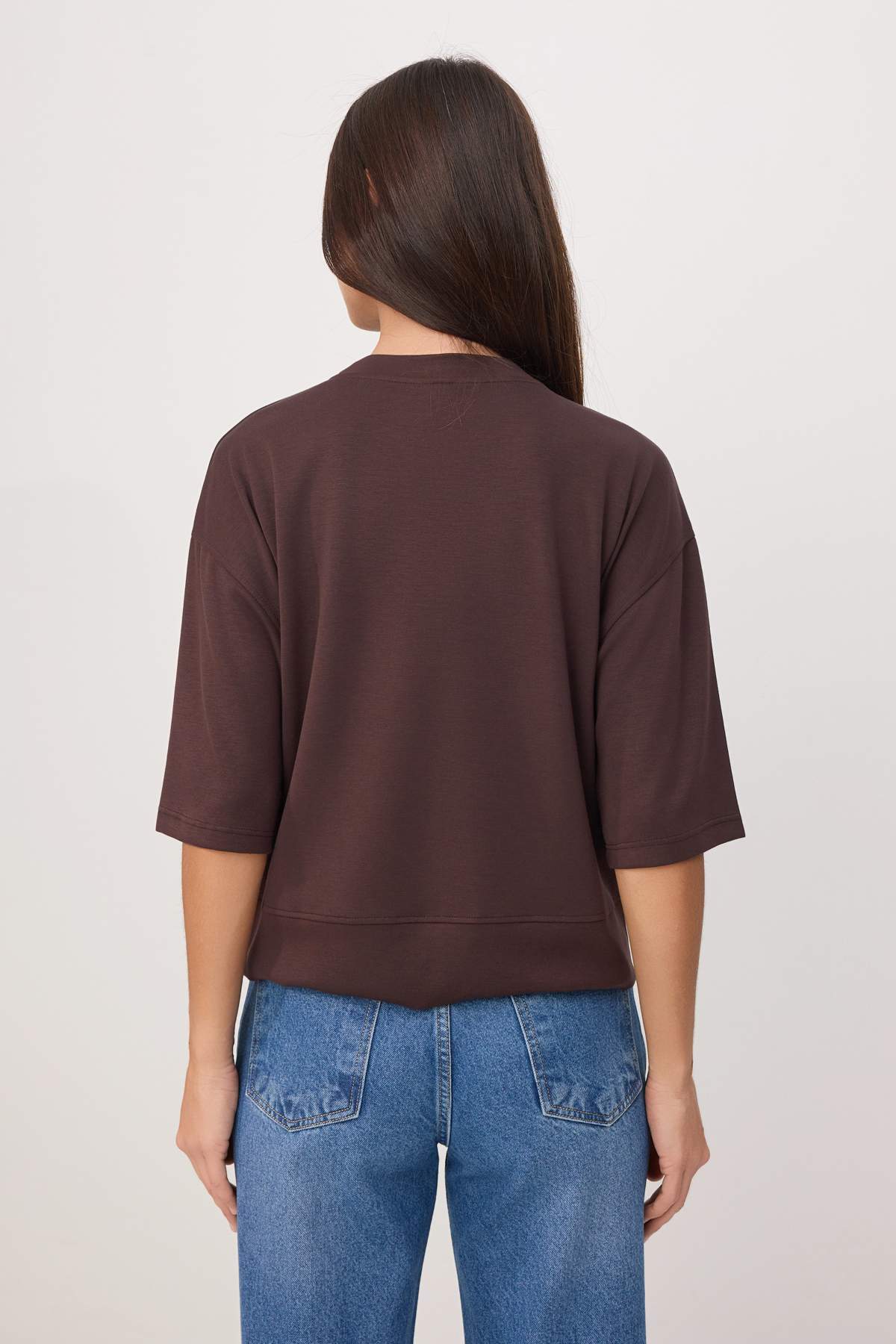 Trendyolmilla  Kahverengi Oversize/Geniş Kalıp Düşük Kol Truvakar Soft Touch Örme T-Shirt TWOSS26TS00182 - Görsel 4