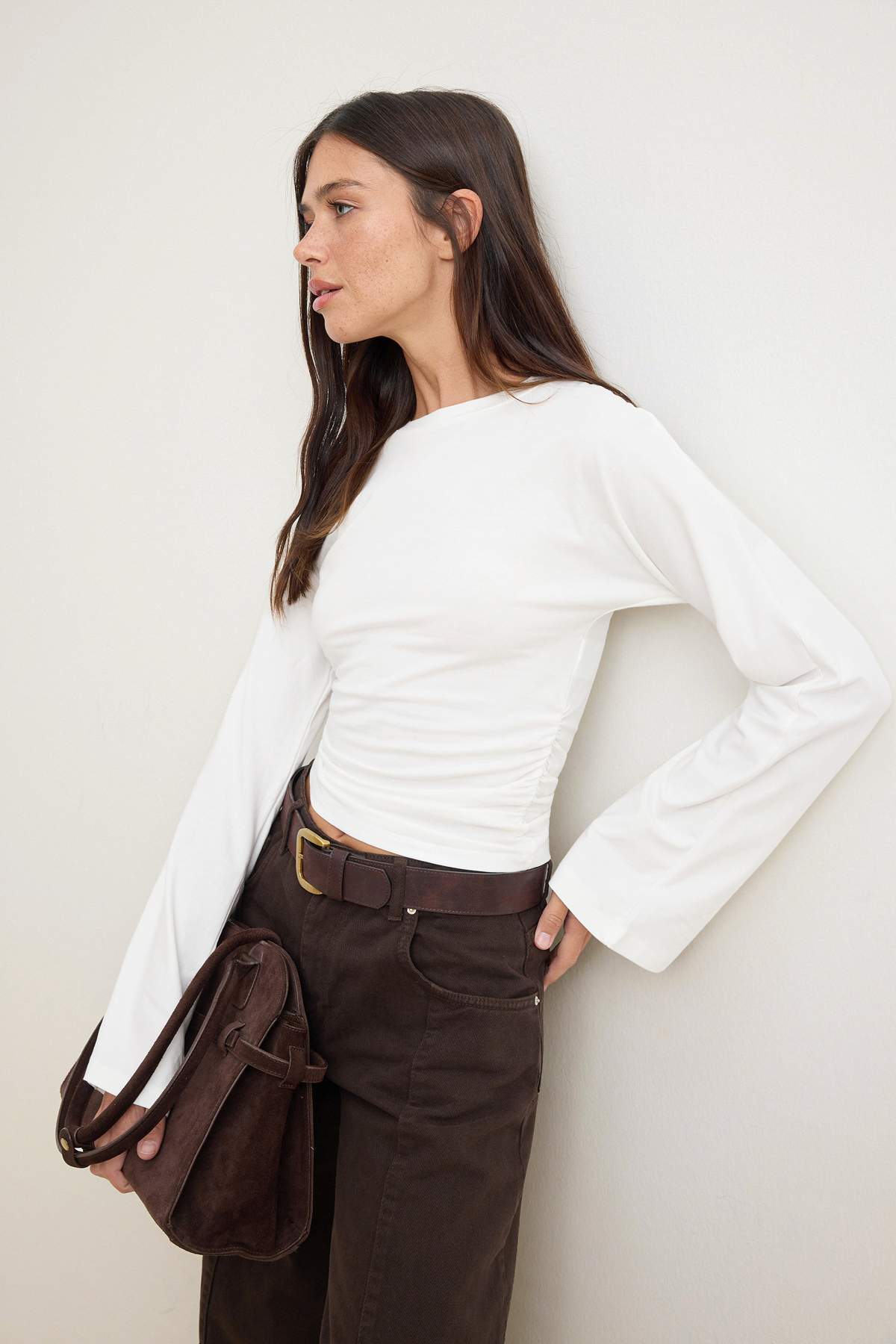 Trendyolmilla  Ekru İspanyol Kol Büzgü Detaylı Regular/Normal Kalıp Örme Bluz TWOAW26BZ00293