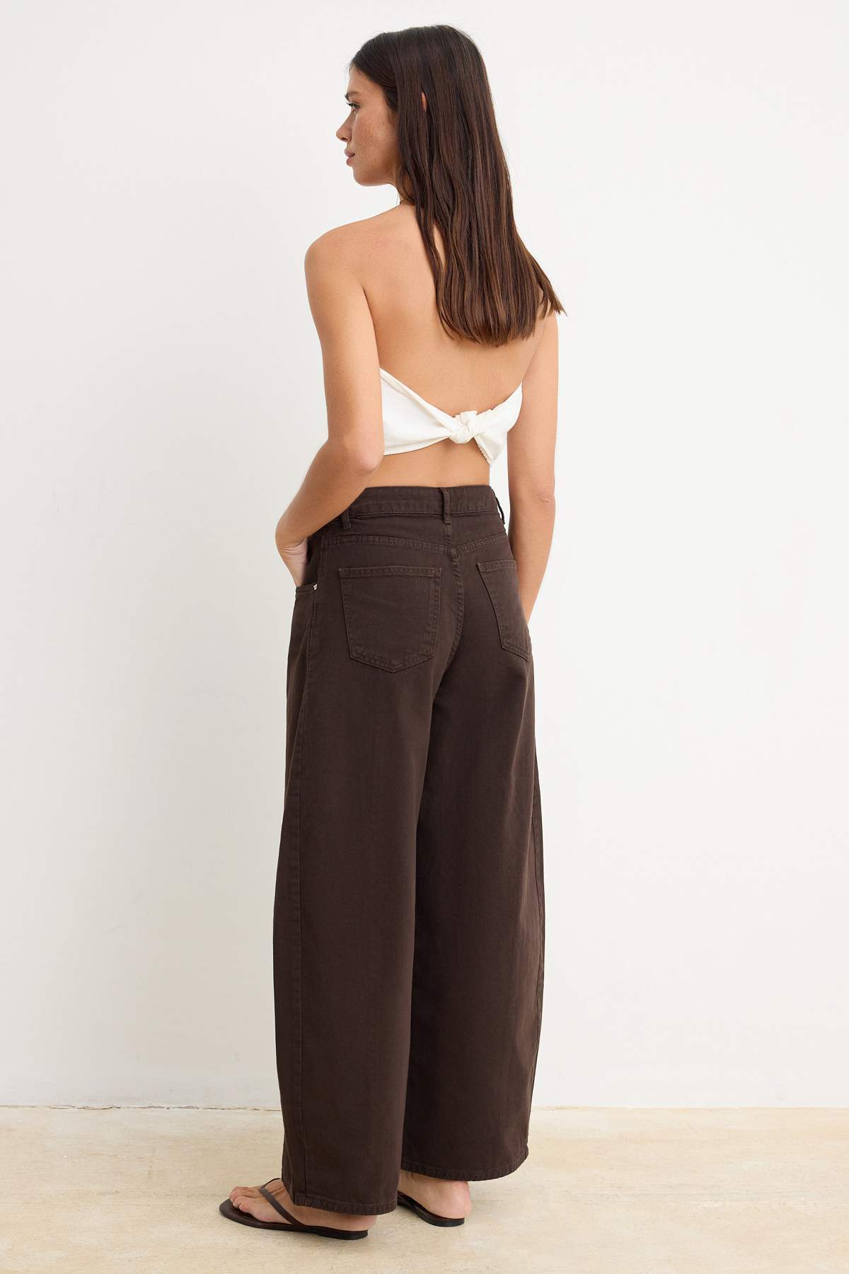 Trendyolmilla  Kahverengi DÖKÜMLÜ Dikiş Detaylı Yüksek Bel Baggy Jeans TWOSS26JE00008 - Görsel 4