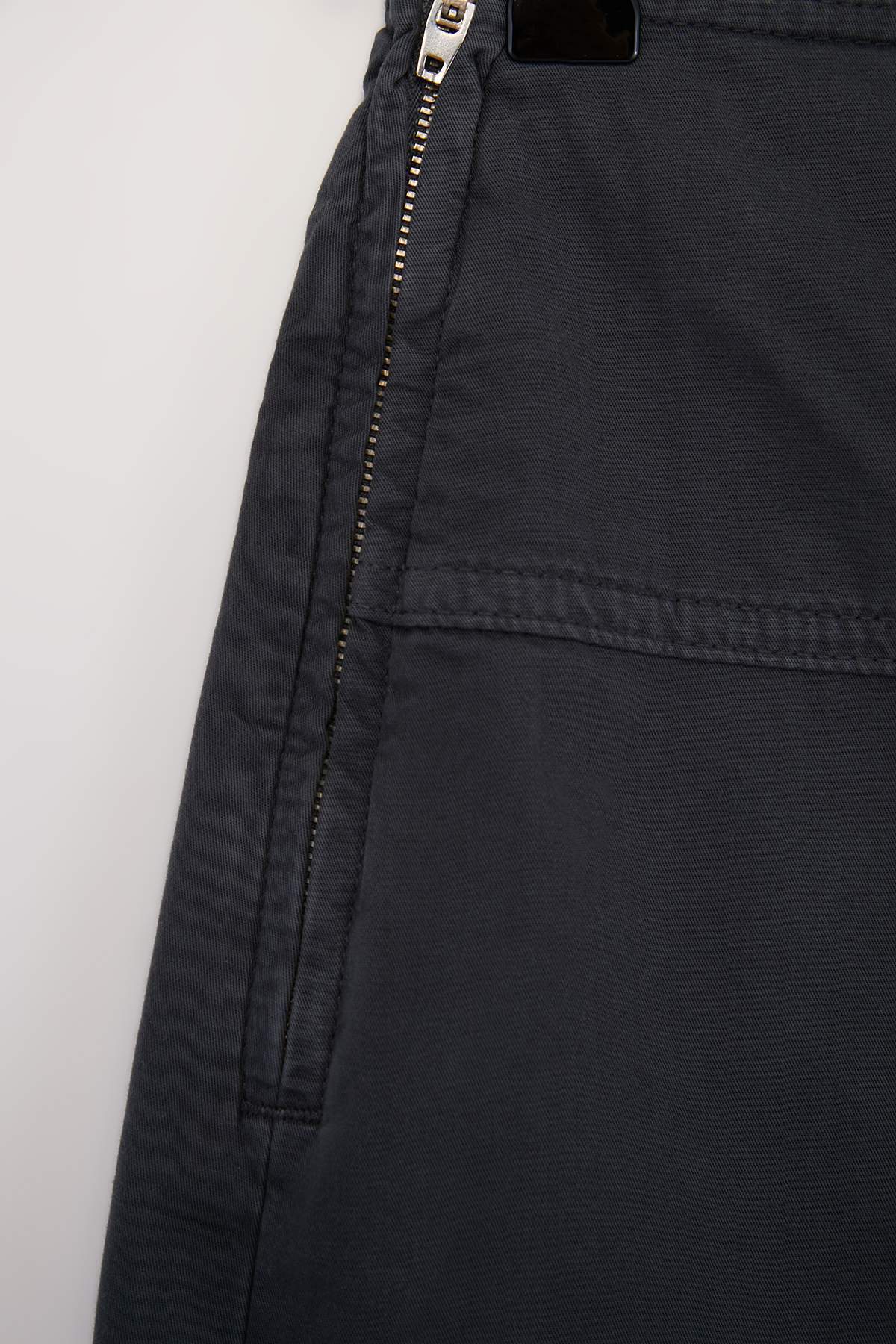 Trendyolmilla  Antrasit %100 Pamuk Yüksek Bel Denim Şort Etek TWOSS26SR00125 - Görsel 3