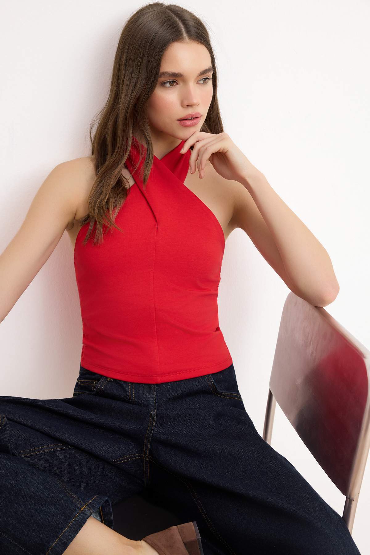 Trendyolmilla Kırmızı Boyundan Bağlamalı Fitted/Vücuda Oturan Esnek Örme Bluz TWOSS24BZ00459