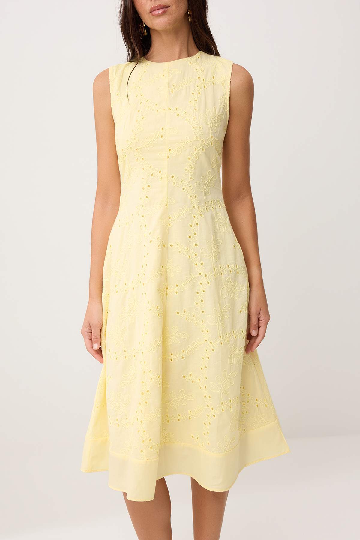 Trendyolmilla  Sarı Sırt Detaylı Brode Astarlı Midi Dokuma Elbise TWOSS26EL00443 - Görsel 3