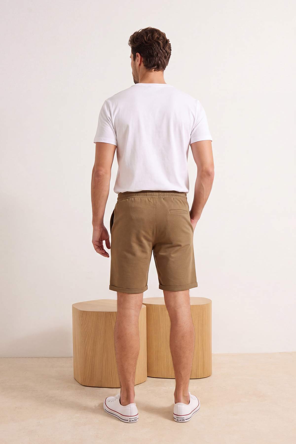 Trendyolmilla  Vizon Beli Lastikli Keten Görünümlü %100 Pamuk Dokuma Erkek Şort & Bermuda TMNSS26SR00008 - Görsel 3