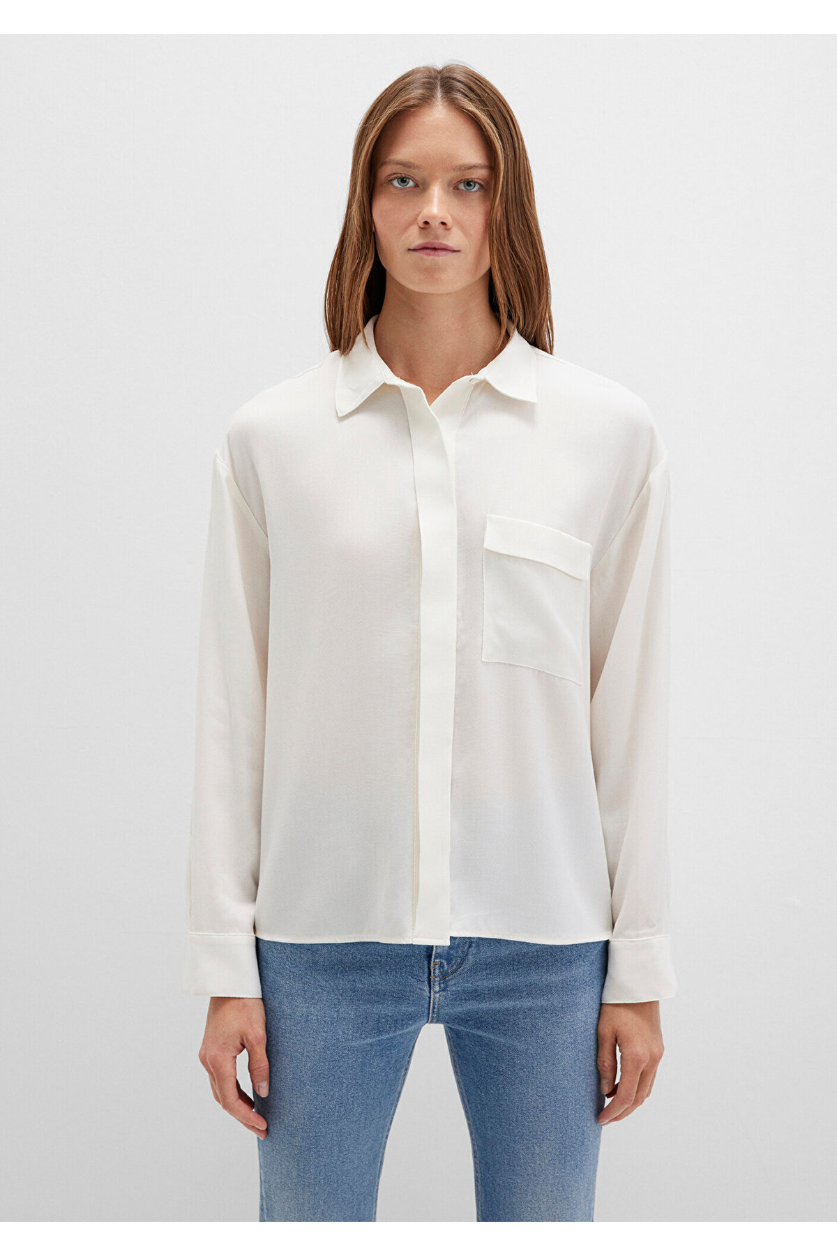 Soft-Premium Ekru (TENCEL™) Liyosel Gömlek Oversize / Geniş Kesim 1211354-80194 — اکرو — تصویر 4 از 7
