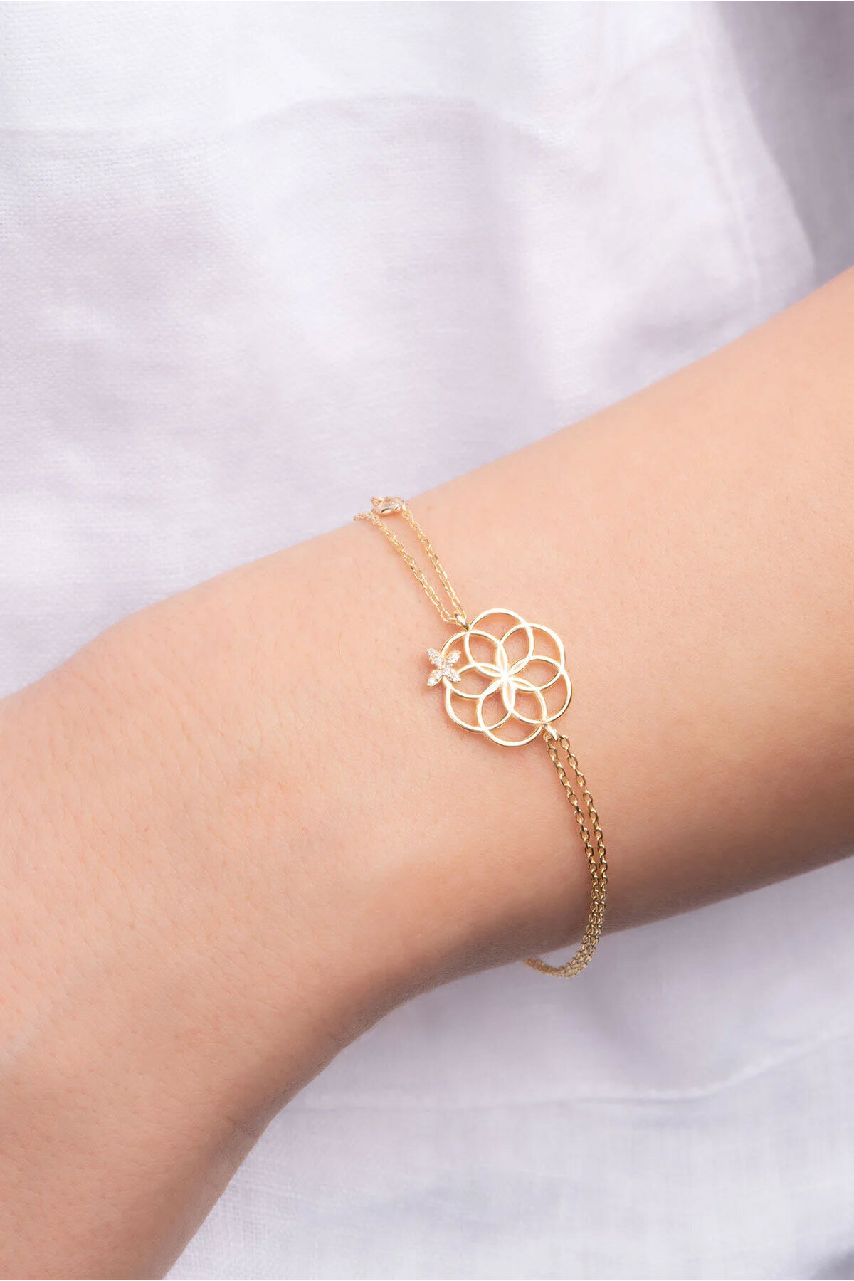 So CHIC... Yaşam Çiçeği 18 Ayar Sarı Altın Kaplama 19 Cm Gümüş Şans Bileklik görsel 2