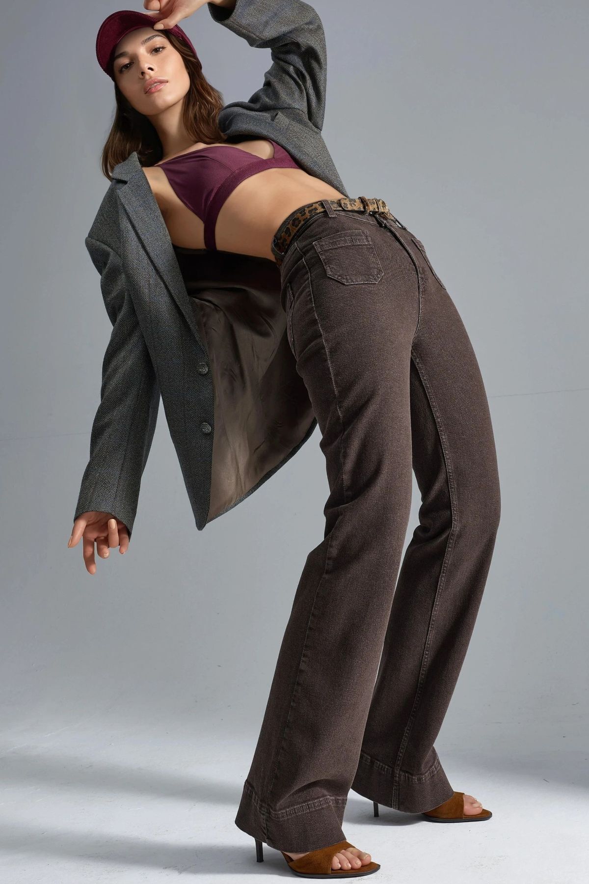 Hiccup  Yüksek Bel Paça Genişleyen Kot Pantolon - Görsel 5