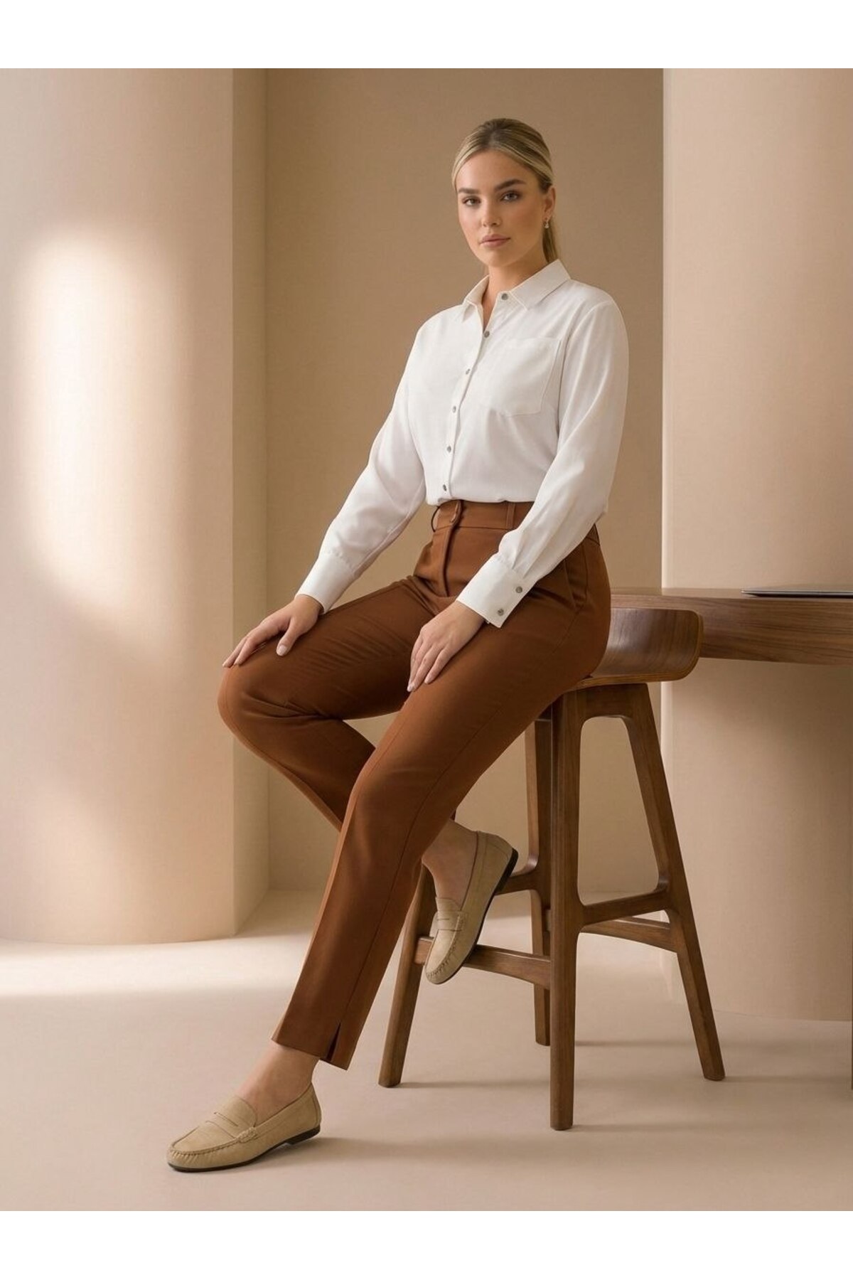 Hanezza  Şıklığı Ve Rahatlığı Bir Arada Sunan Büyük Beden Pantolon - Görsel 2