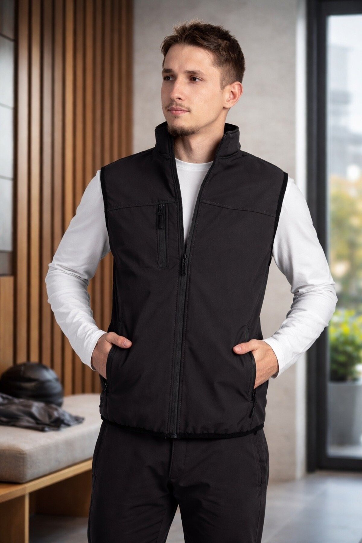 Vatan Tekstil Dik Yaka Slim Fit 3 Cepli Softshell Erkek Yelek Su İtici Kumaş