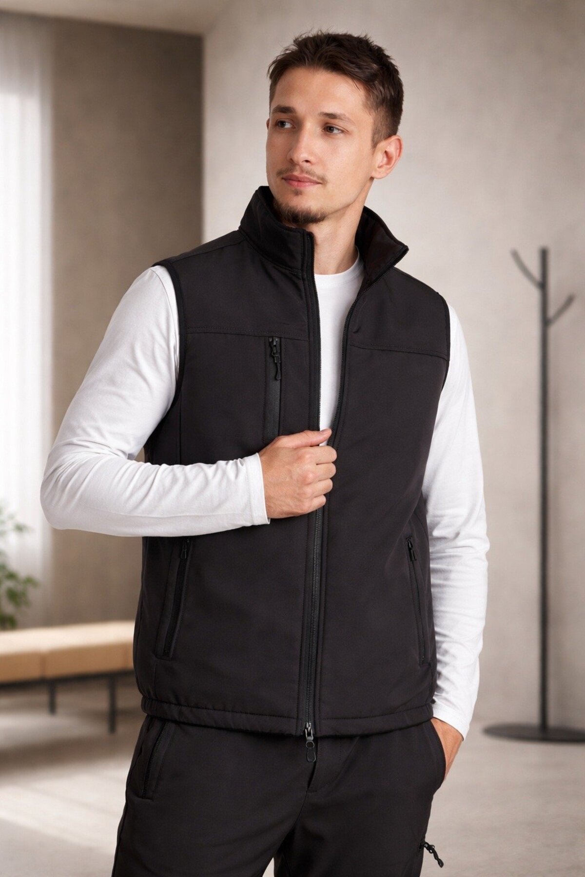 Vatan Tekstil Dik Yaka Slim Fit 3 Cepli Softshell Erkek Yelek Su İtici Kumaş görsel 2