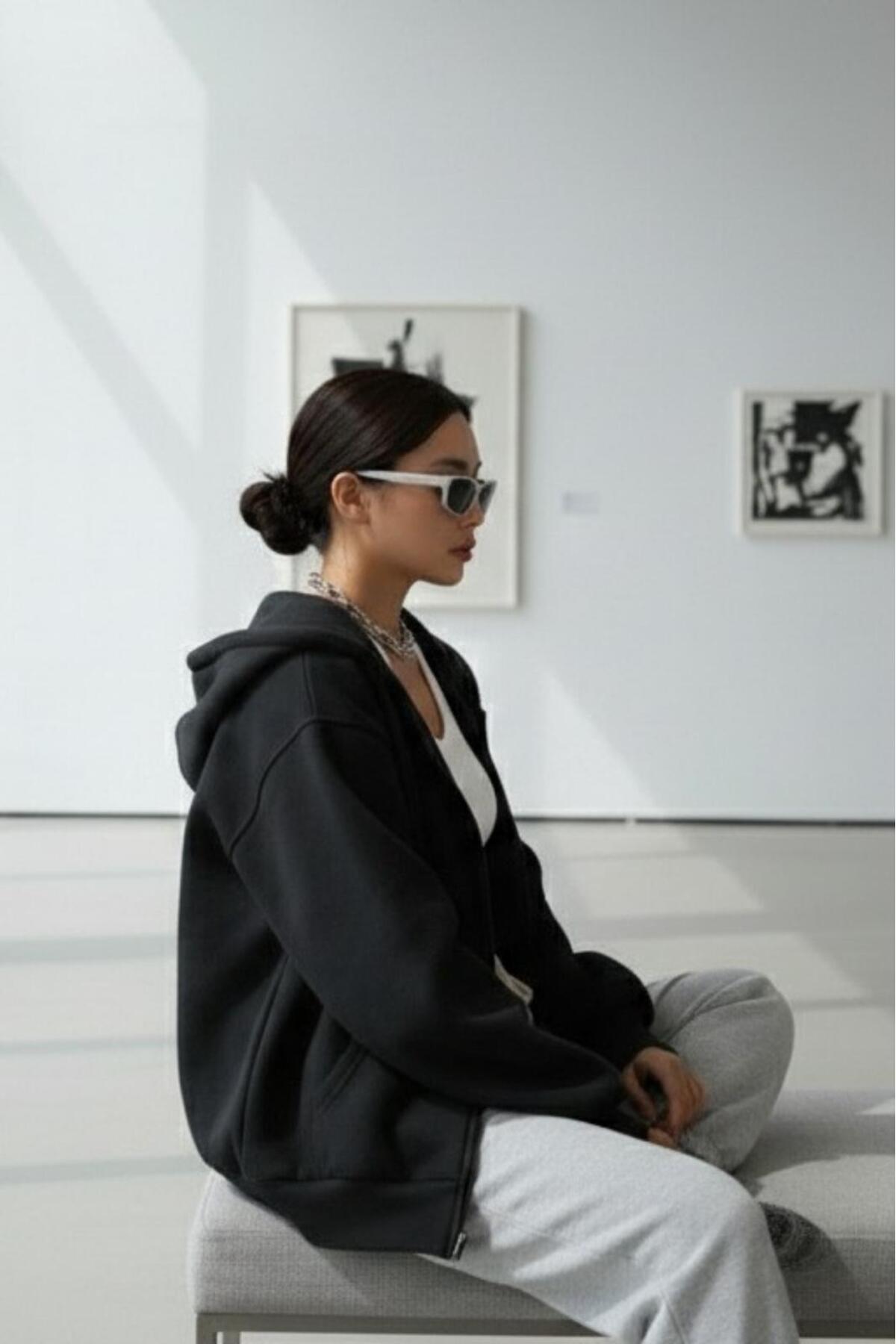 NO 601  Kadın Siyah Kalın Kışlık Kumaş Fermuarlı Kapşonlu Ceket - Görsel 3