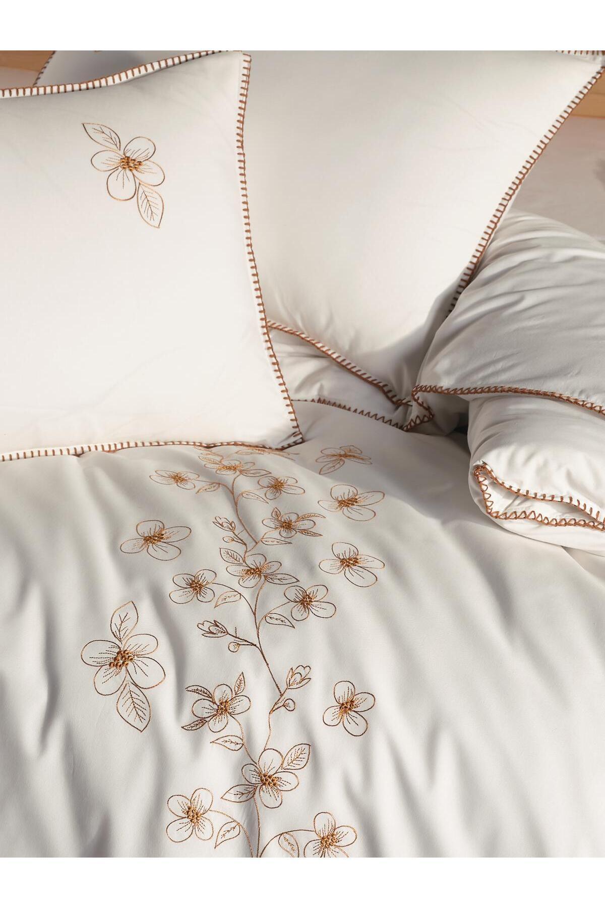 100% Cotton Luxury Series Embroidered Double Duvet Cover Set