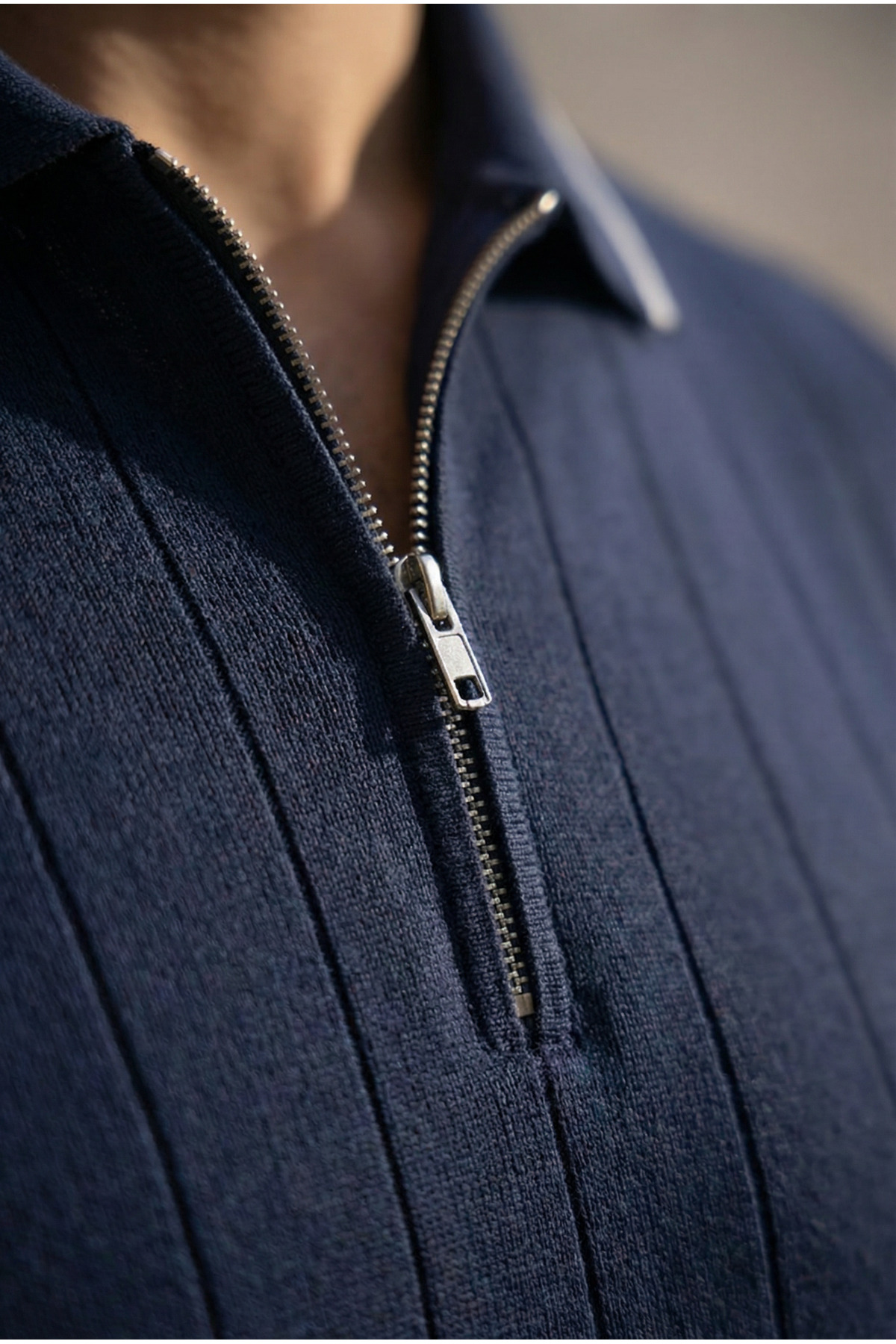 Valiberta  Jared Yakası Şeritli Dik Çizgili Yarım Fermuar İnce Triko Erkek T-Shirt - Lacivert - Görsel 3