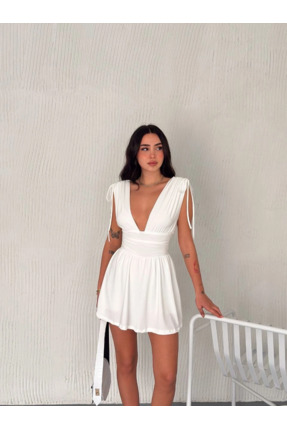 MODA Kadın Derin V Yaka Etek Görünümlü Şortlu Elbise Drapeli Mini Yazlık - Beyaz