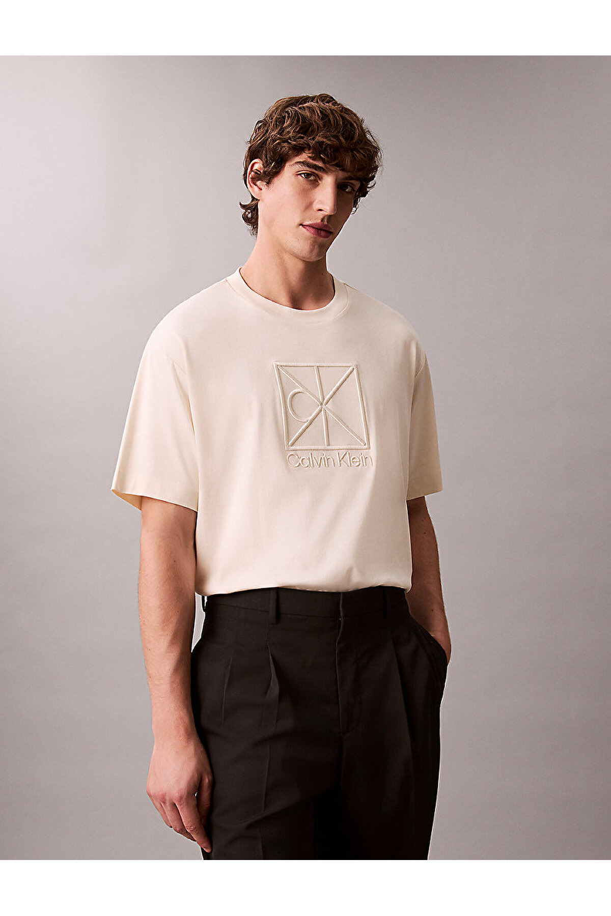 تیشرتزنانهCalvin Kleinبژ
