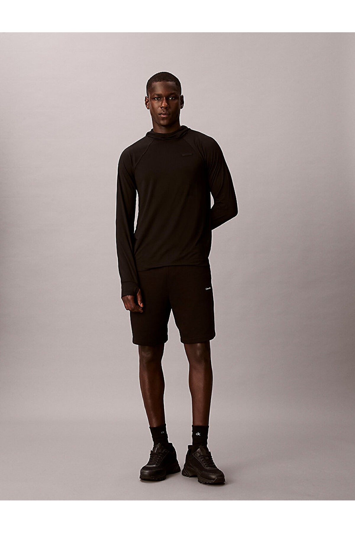 تیشرتمردانهCalvin Kleinرنگارنگ