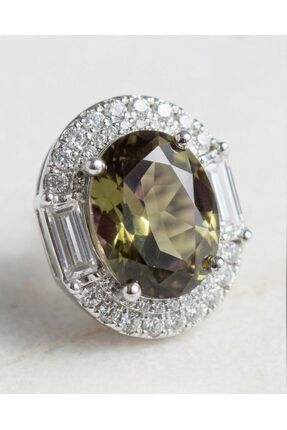 ERU JEWELLERY 925 Ayar Gümüş Sultanit Küpe – Oval Kesim Zirkon Çerçeveli Işıl...