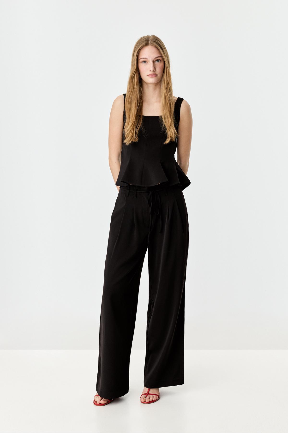 Wide leg trousers with laces
