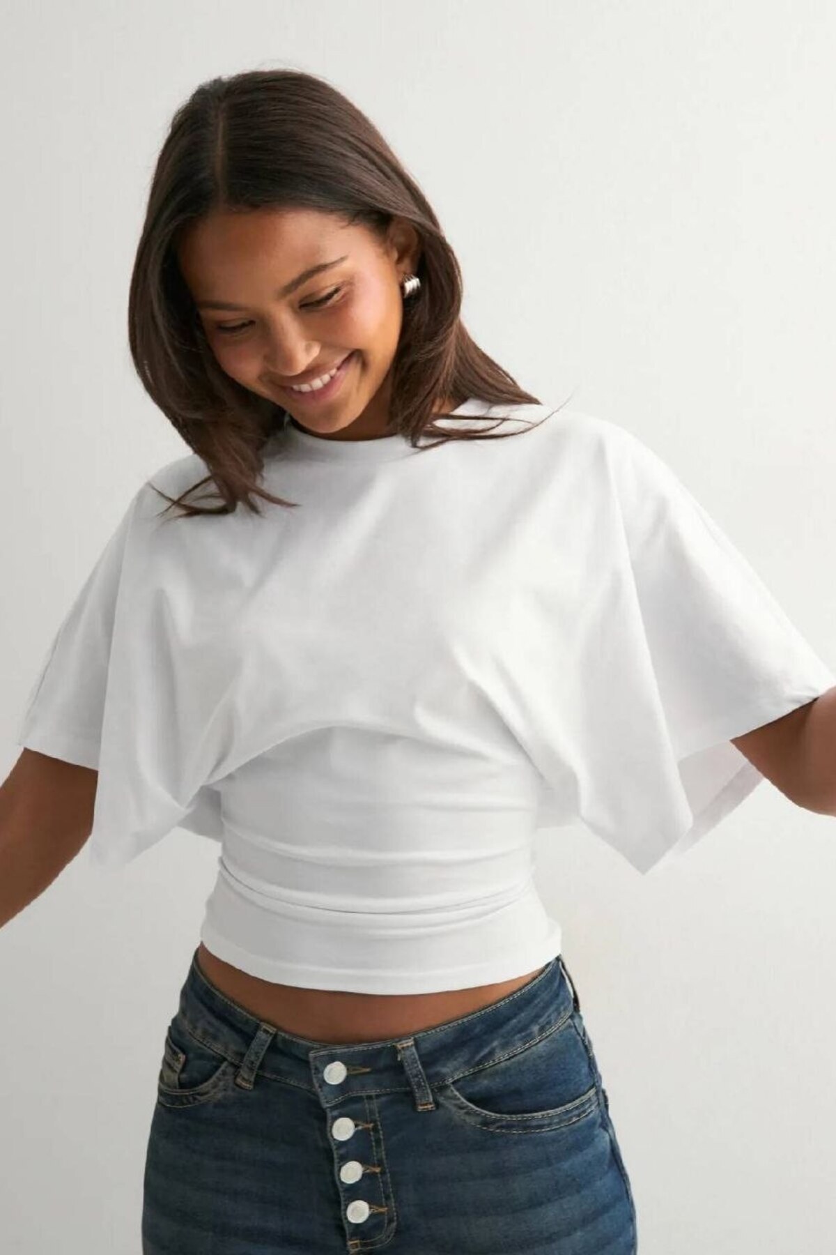 MareandCo  Bele Oturan Bisiklet Yaka Doğal Kumaş Basic T-shirt - Görsel 5