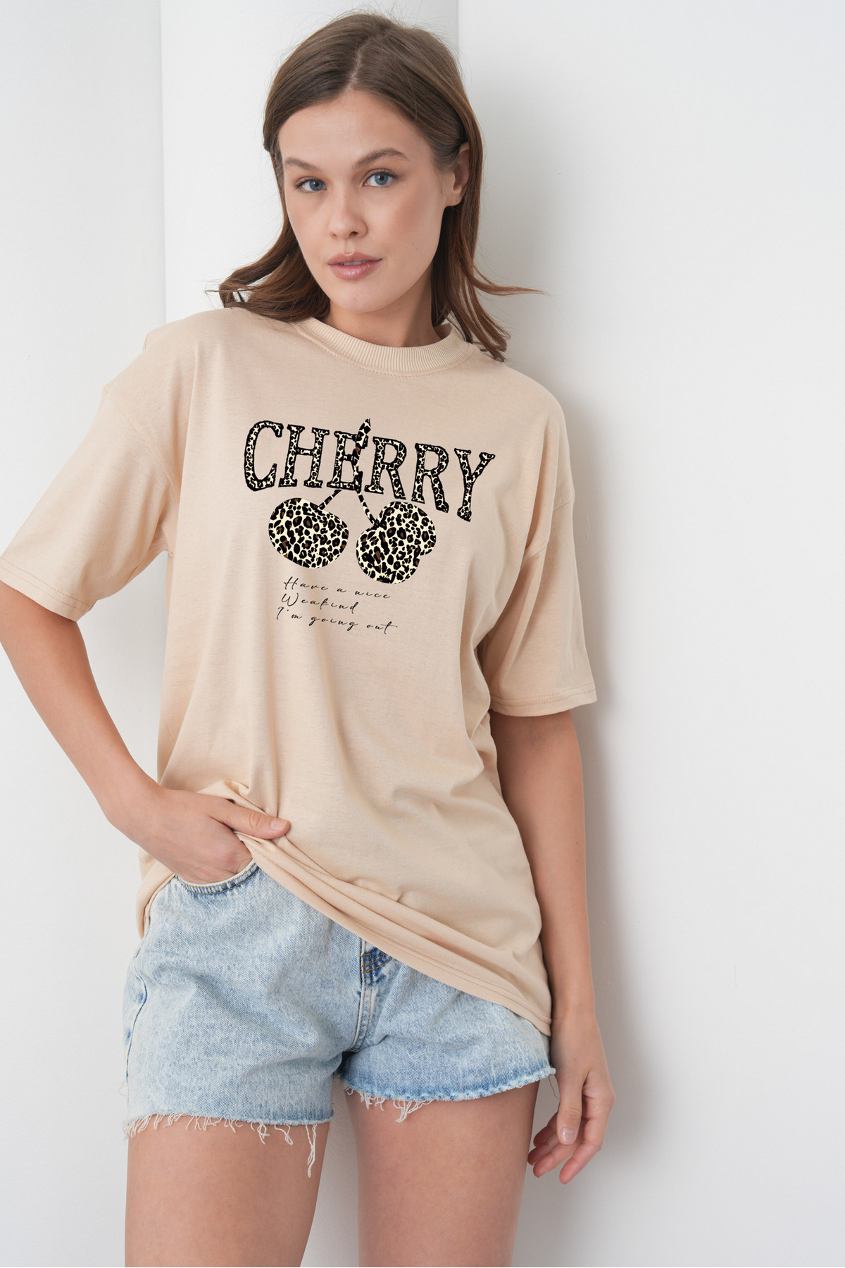 Leopard Patterned Cherry Printed Cotton Combed Cotton Beige T-Shirt